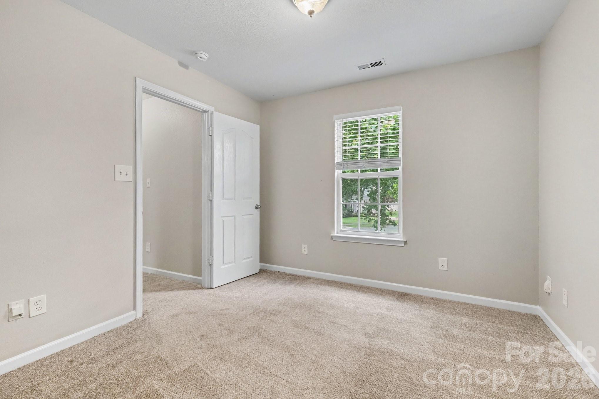 2877 Oasis Lane Property Photo 18