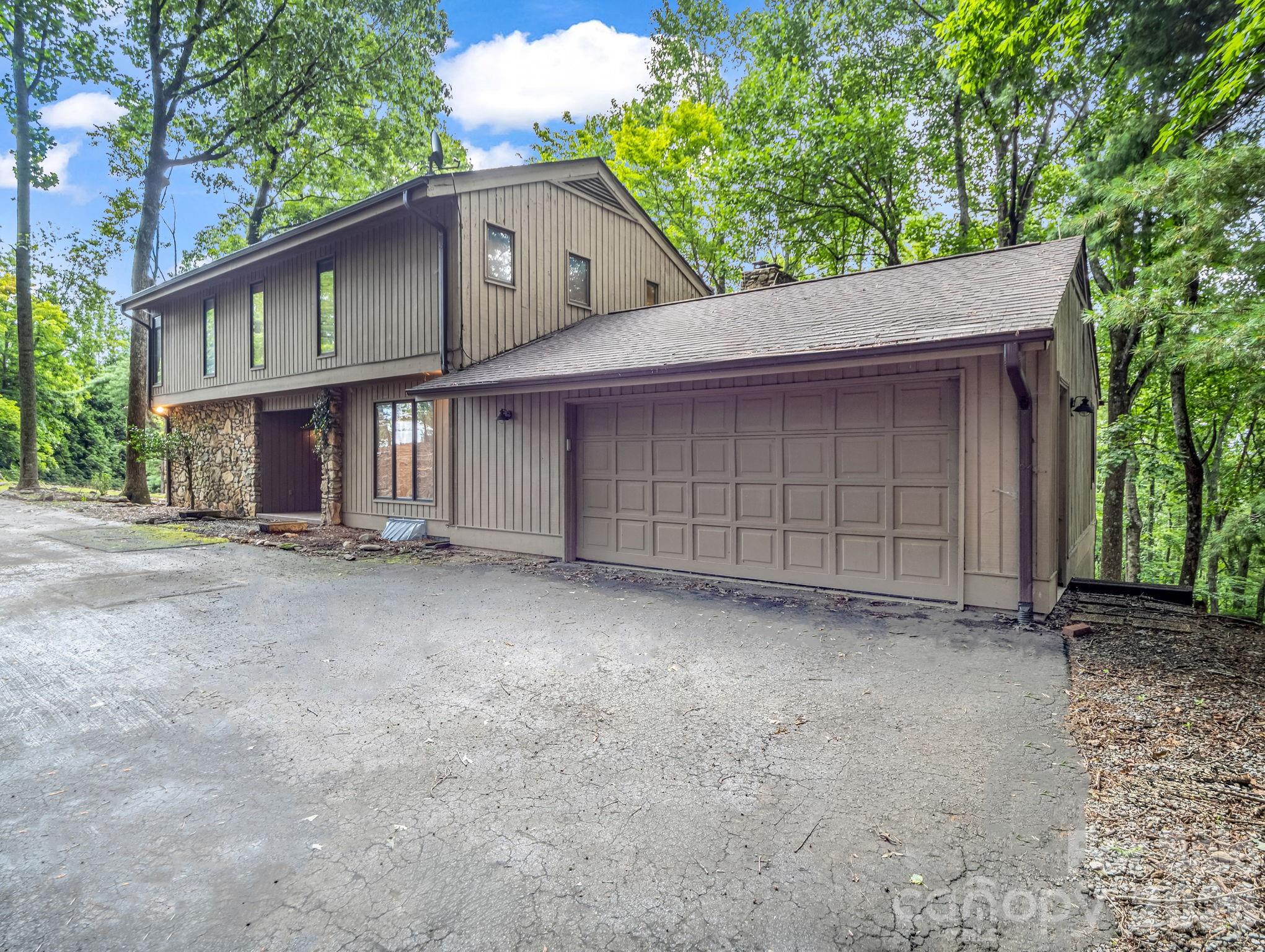 10 Chestnut Ridge Road Property Photo 5