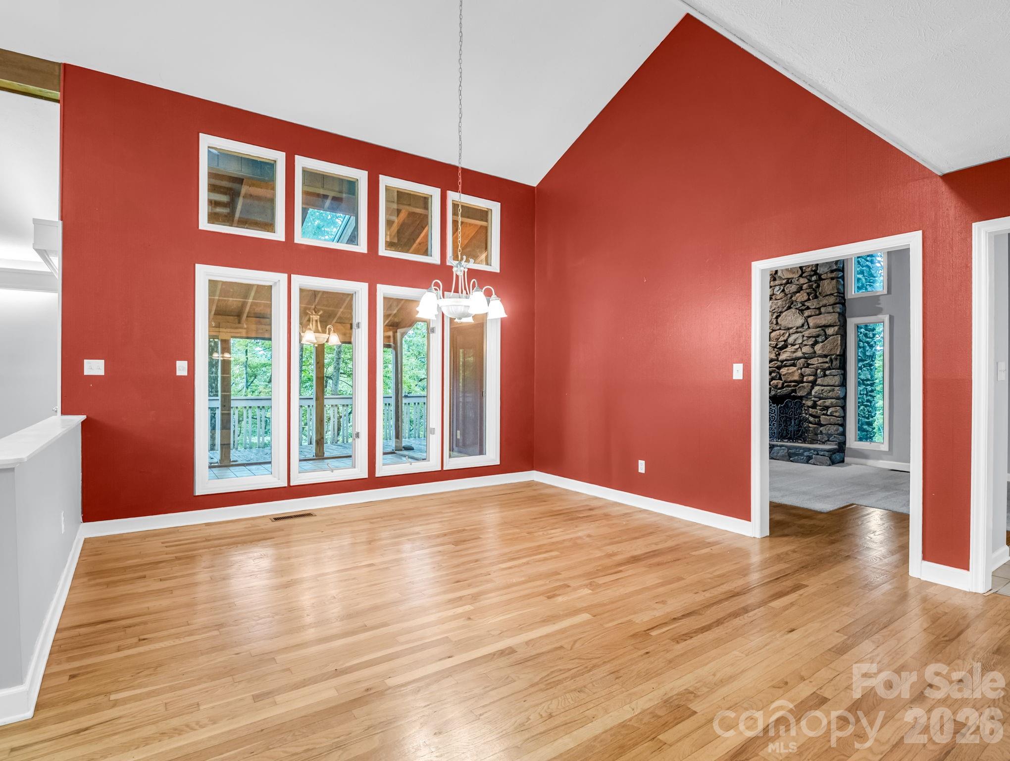 10 Chestnut Ridge Road Property Photo 9