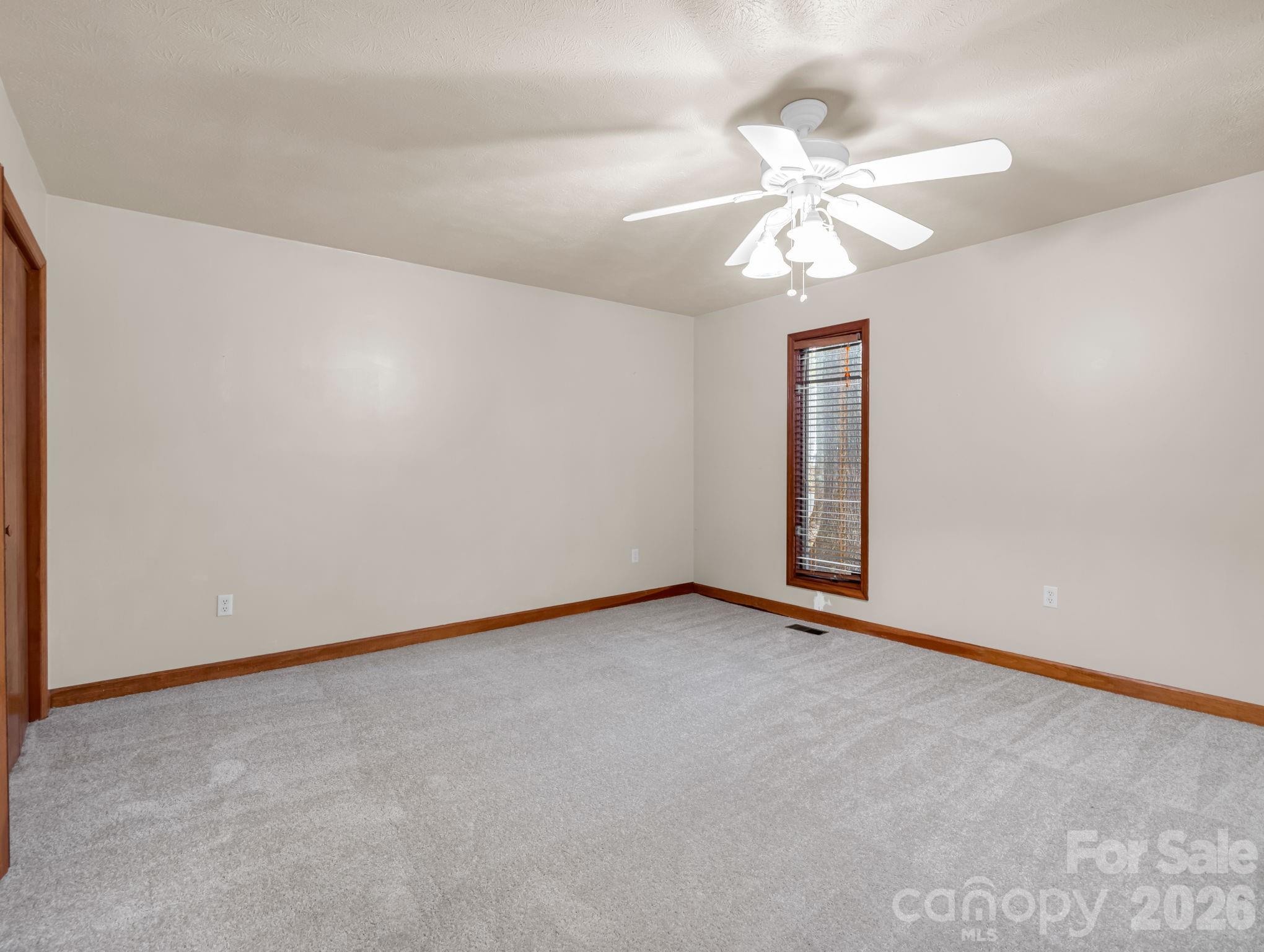 10 Chestnut Ridge Road Property Photo 30