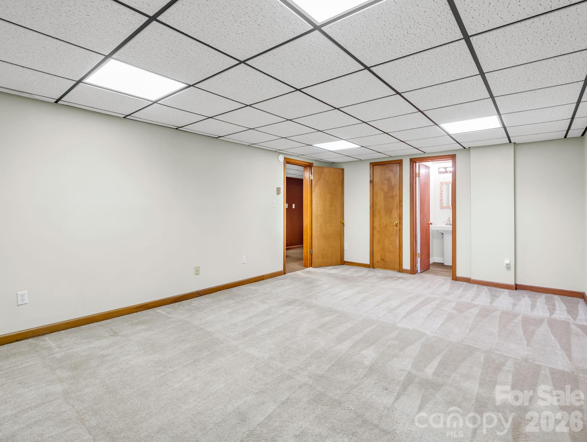 10 Chestnut Ridge Road Property Photo 36