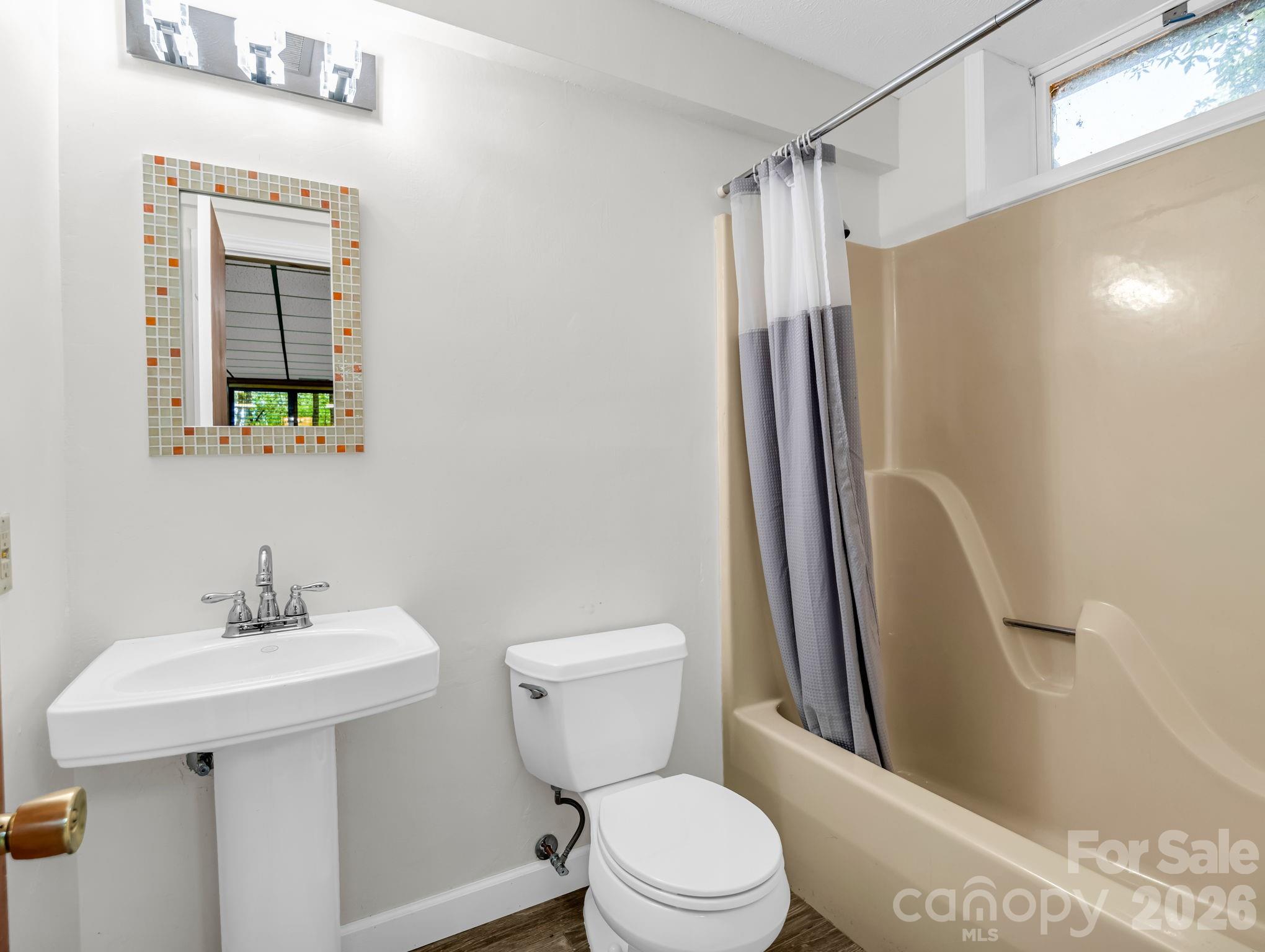 10 Chestnut Ridge Road Property Photo 37