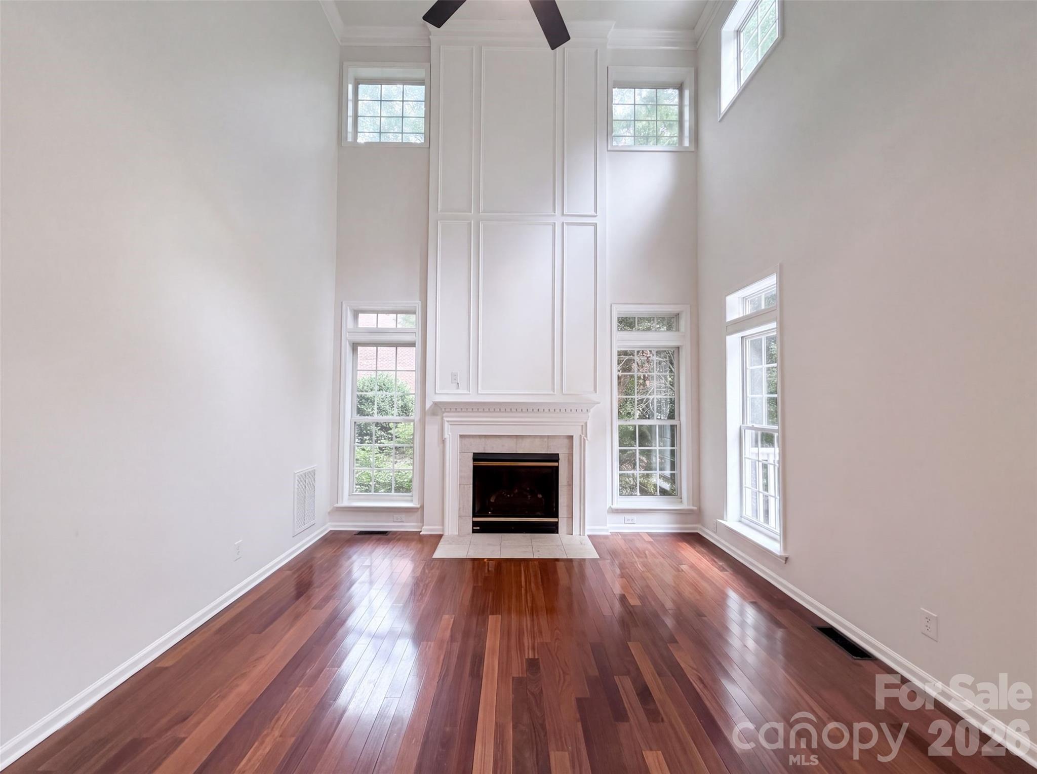 153 Montrose Drive Property Photo 4