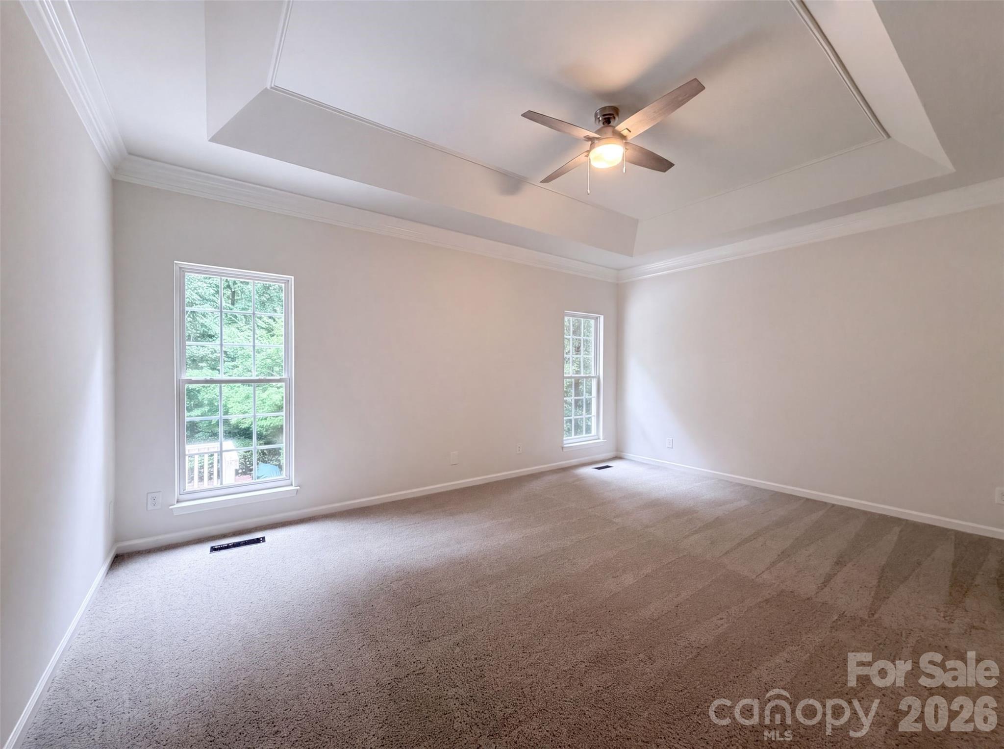 153 Montrose Drive Property Photo 6