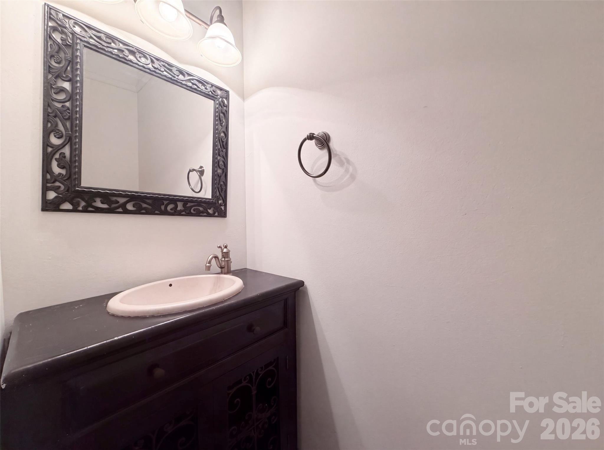 153 Montrose Drive Property Photo 14