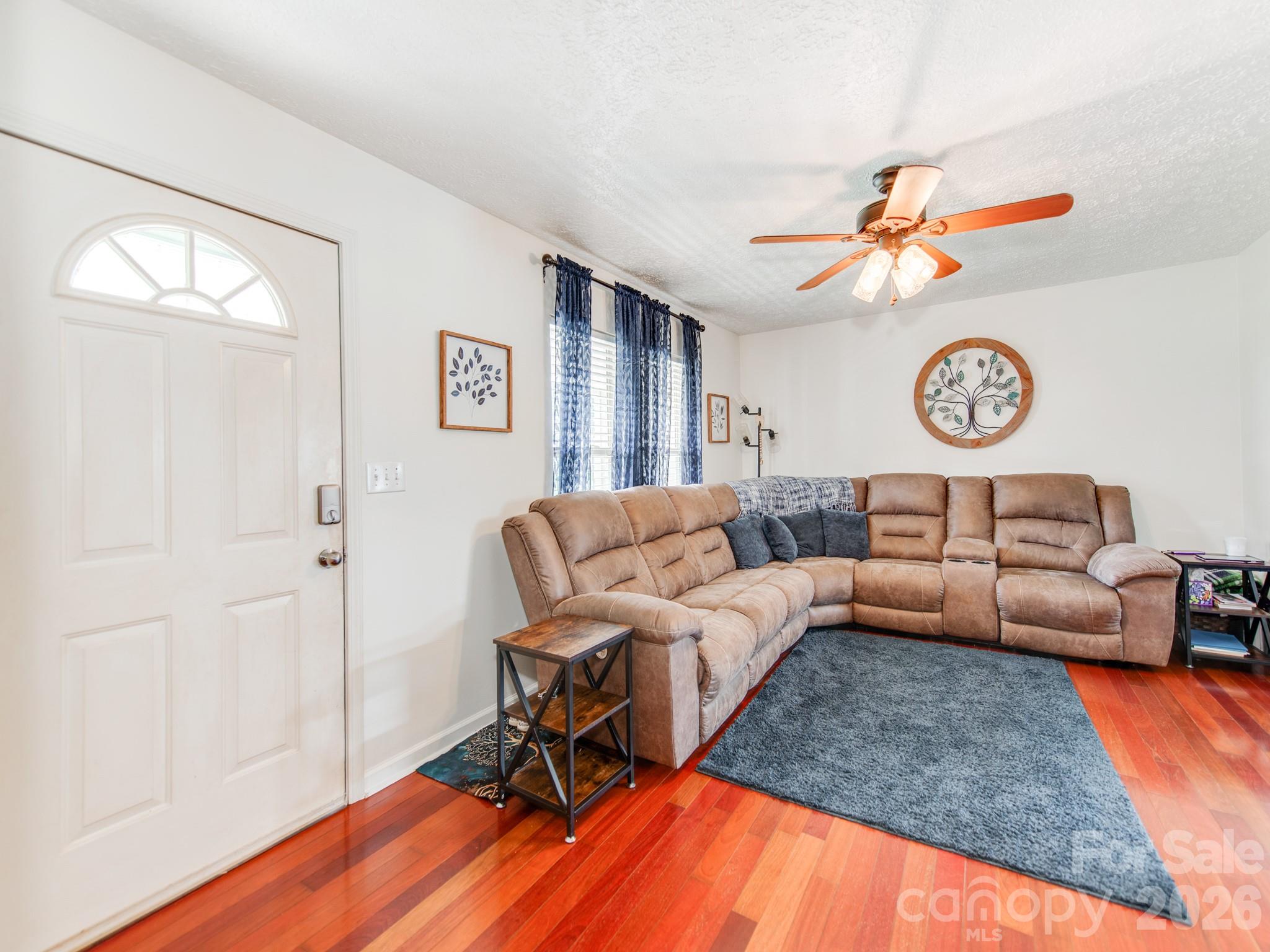3163 River Road 1 Property Photo 6