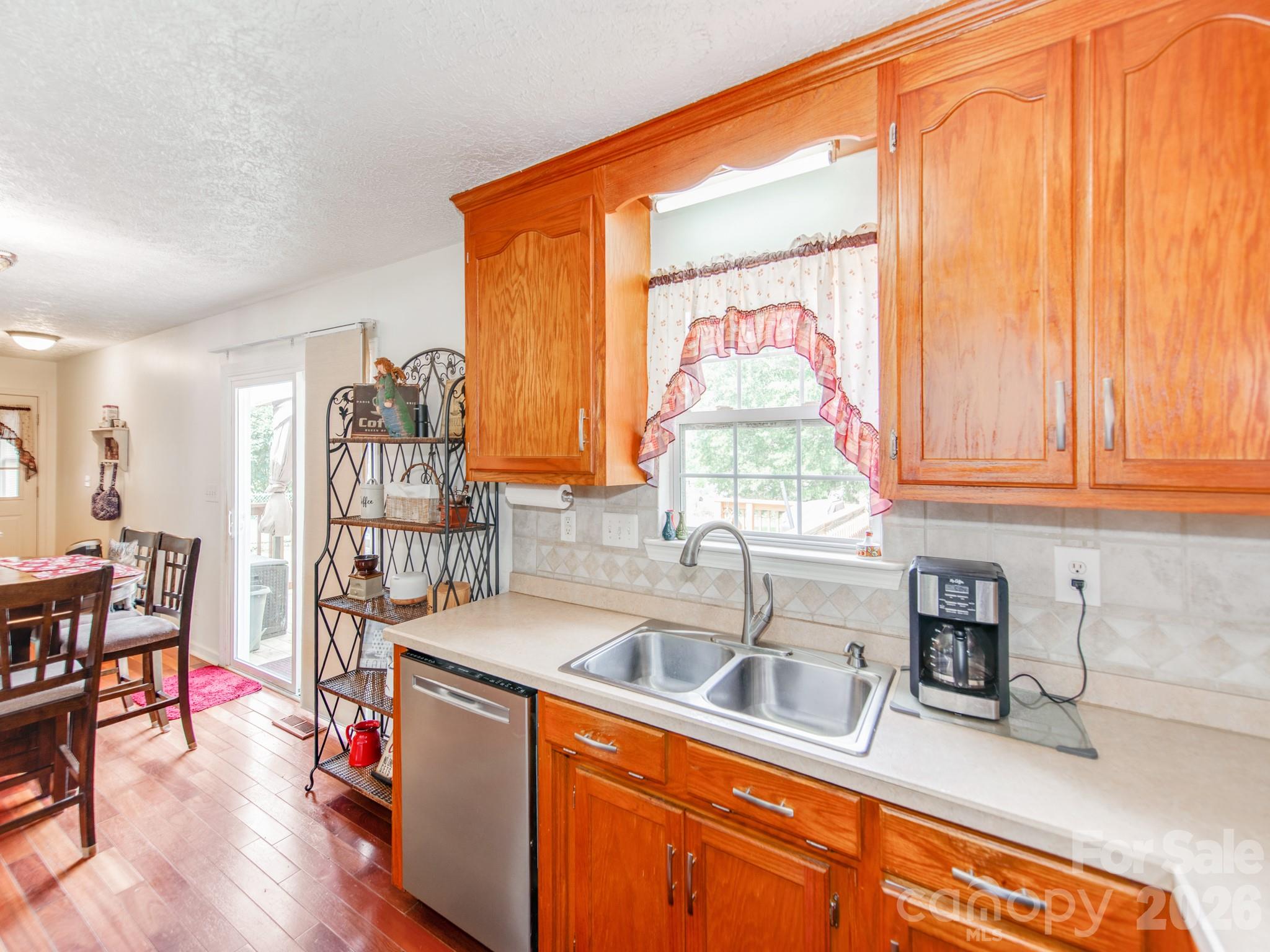 3163 River Road 1 Property Photo 12