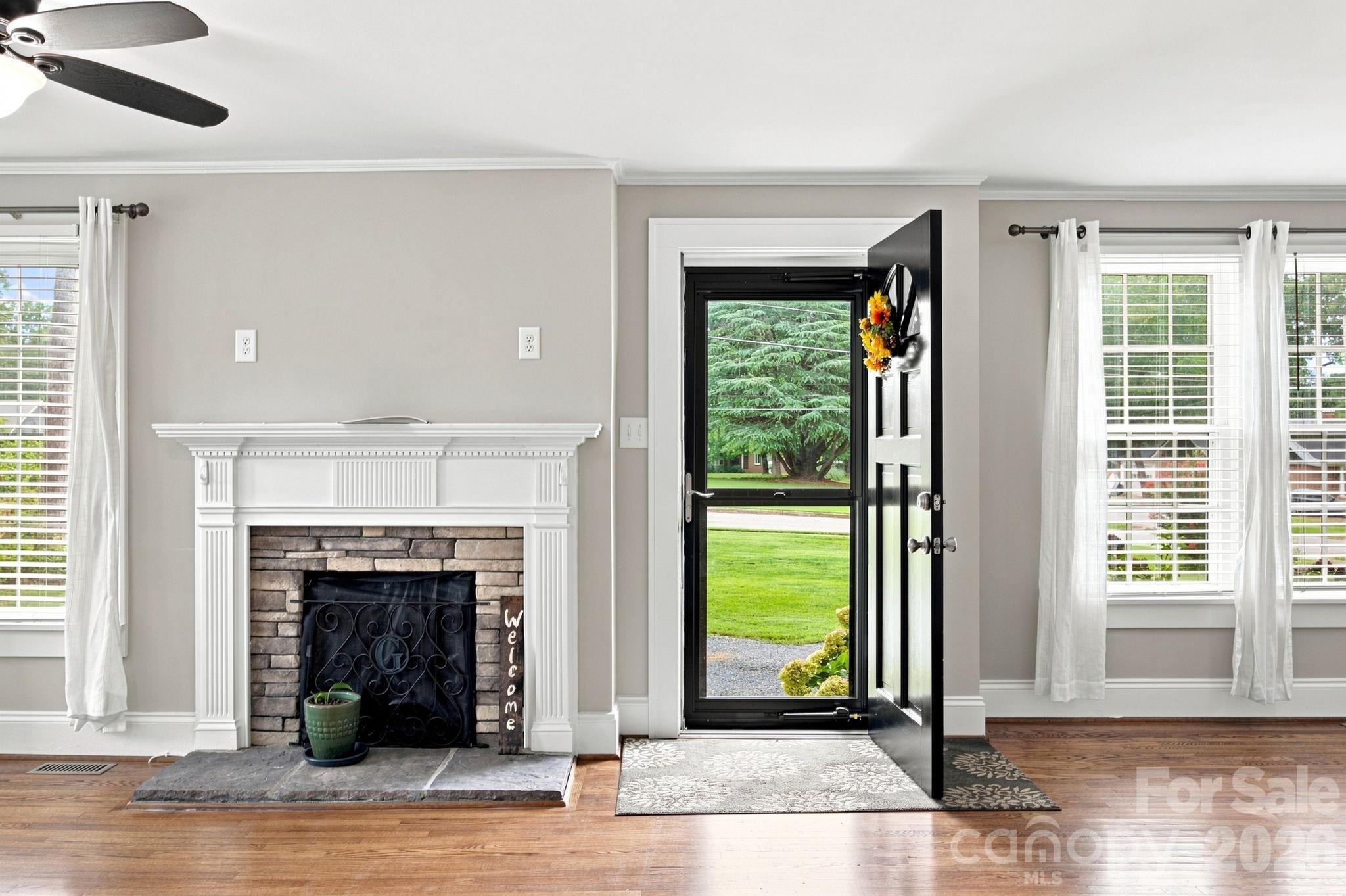 403 W Peeler Street Property Photo 7