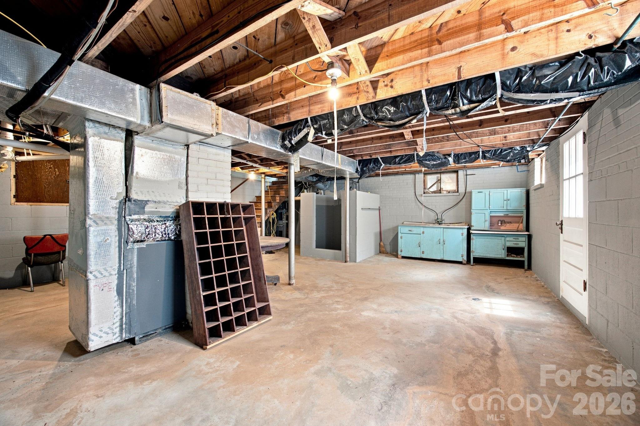 403 W Peeler Street Property Photo 32