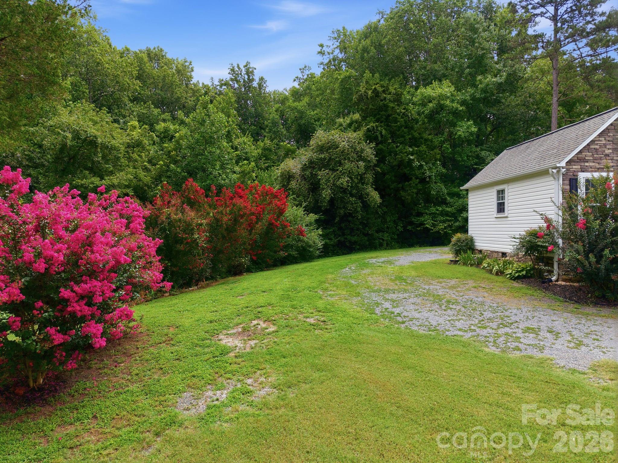 403 W Peeler Street Property Photo 34