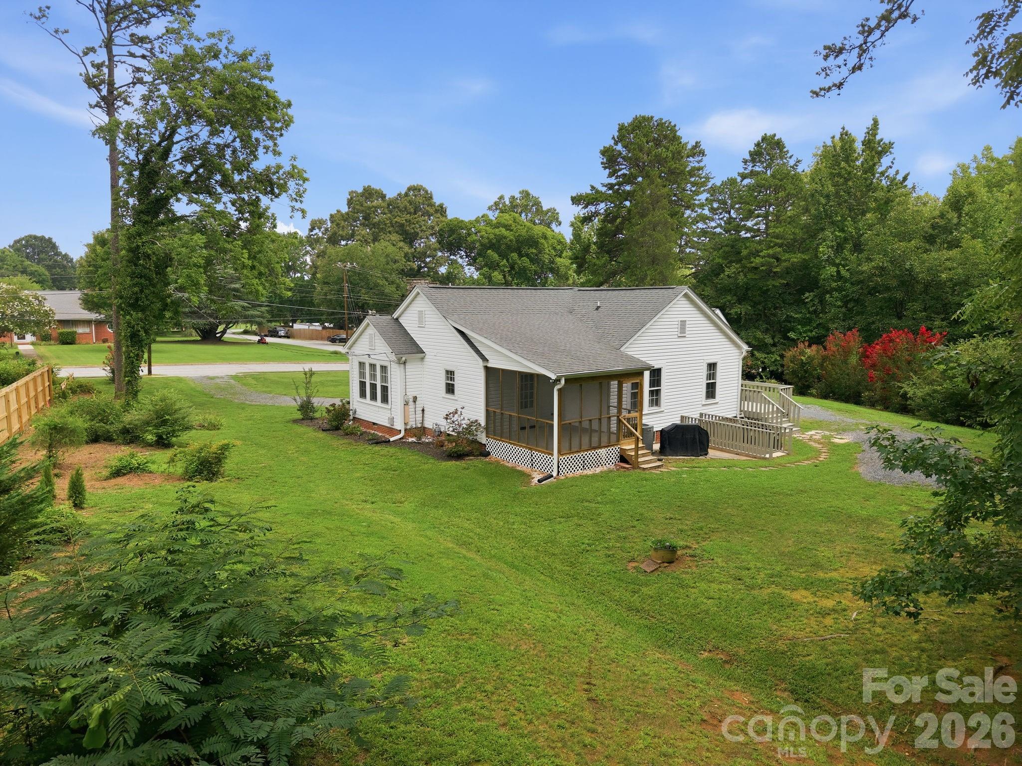 403 W Peeler Street Property Photo 42