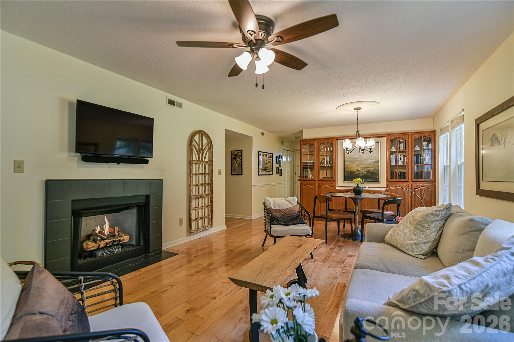 4201 Marble Way Property Photo 10