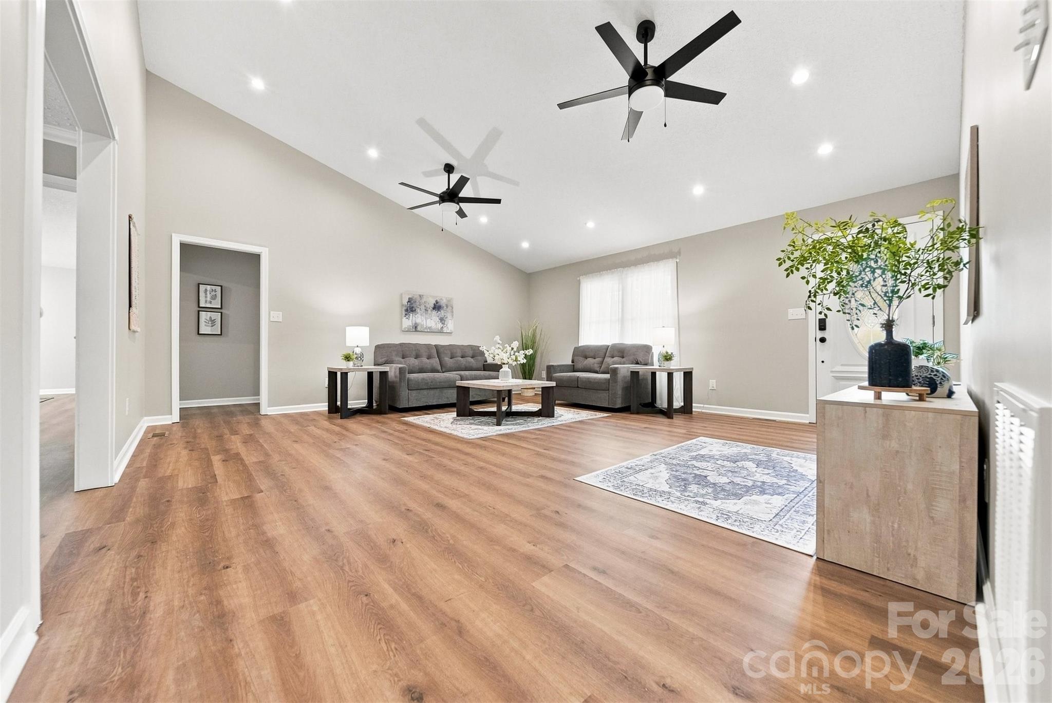 136 Cook Lane Property Photo 4