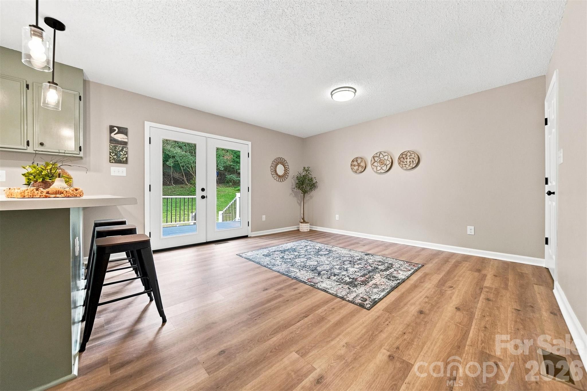 136 Cook Lane Property Photo 14