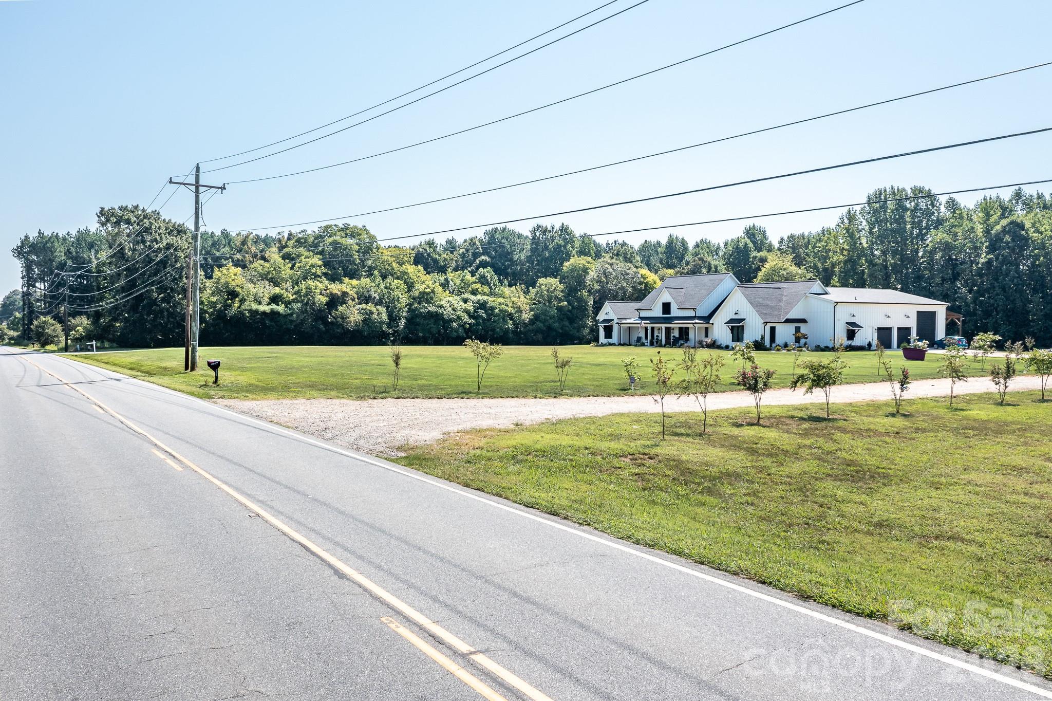 11979 Nc 801 Highway Property Photo 17