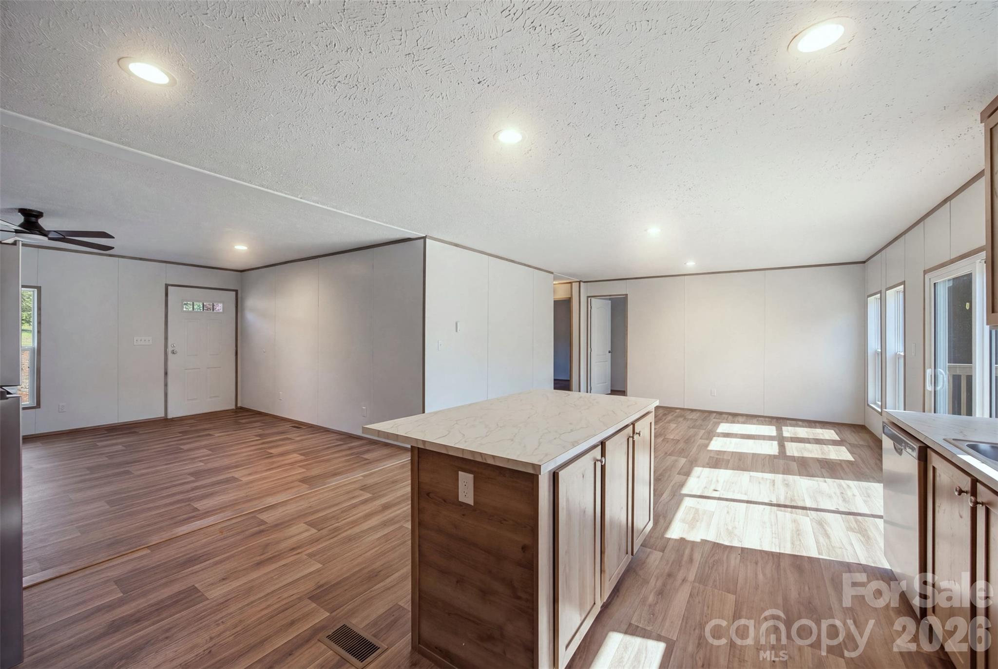 6086 Windover Creek Lane Property Photo 7