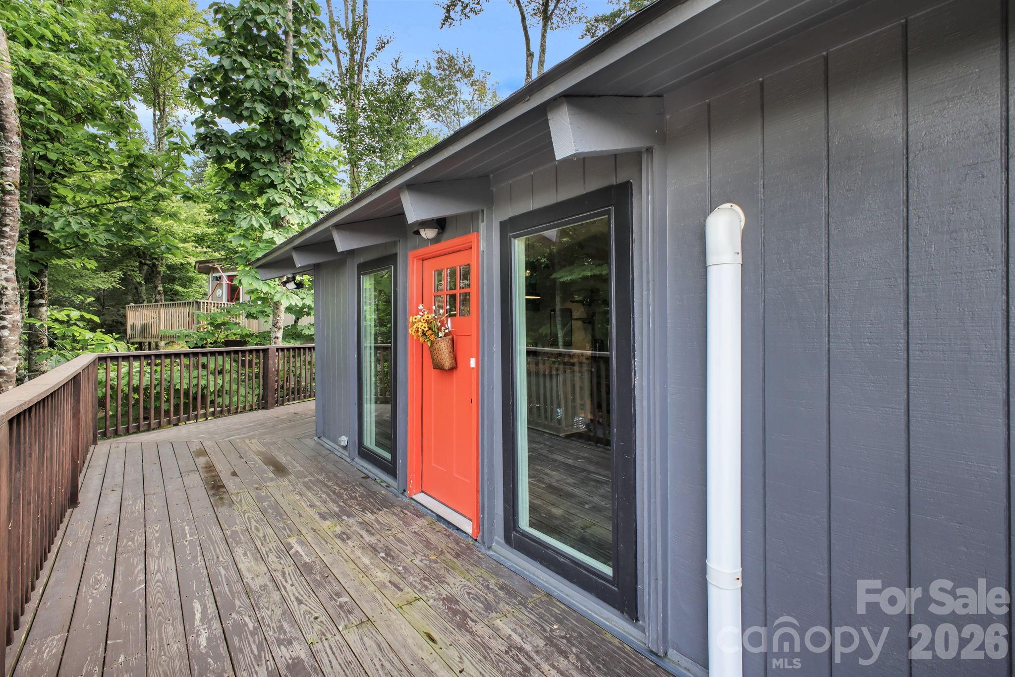 119 Beechwood Lane Property Photo 2
