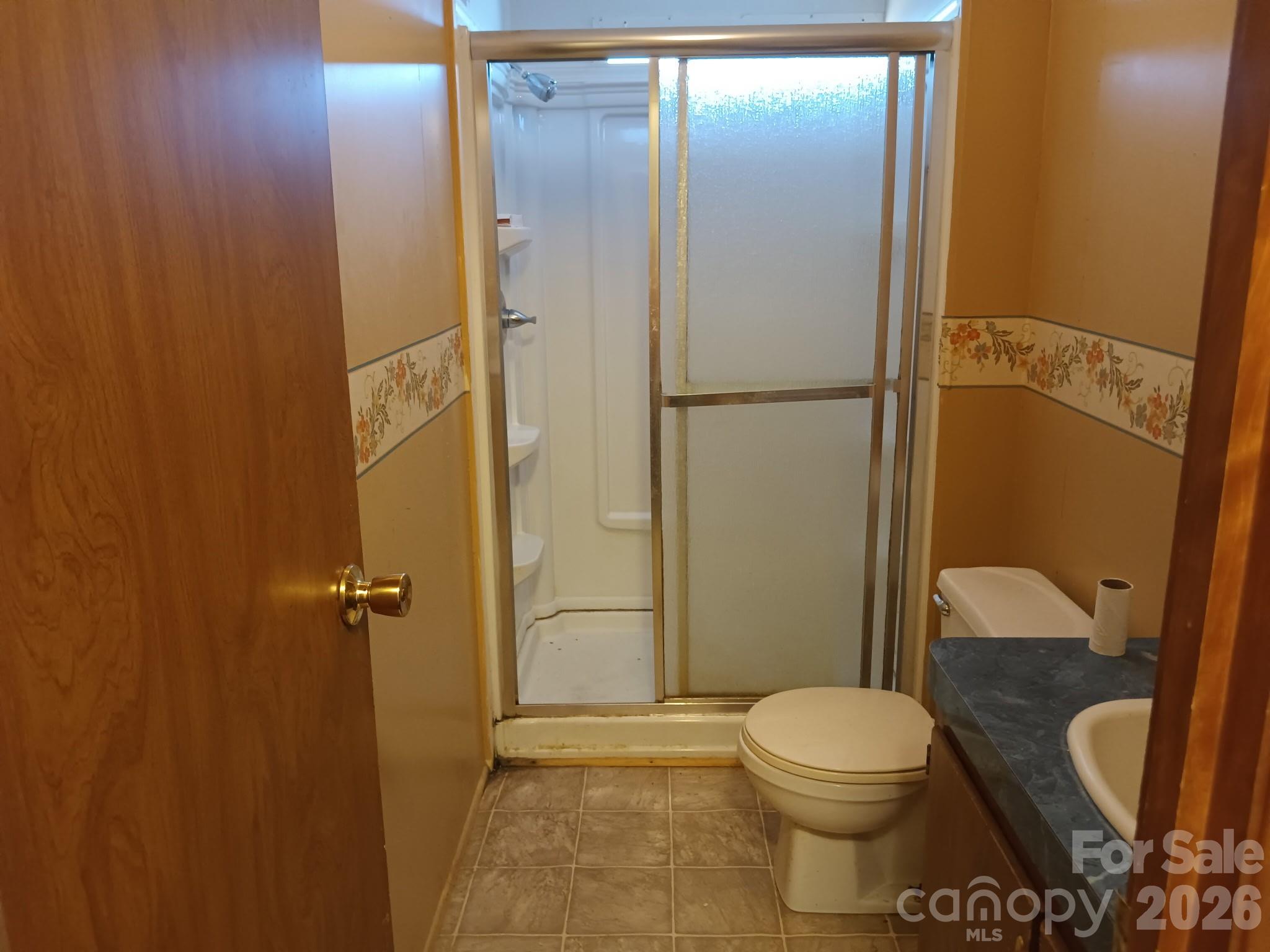 60 Rolling Creek Drive Property Photo 9