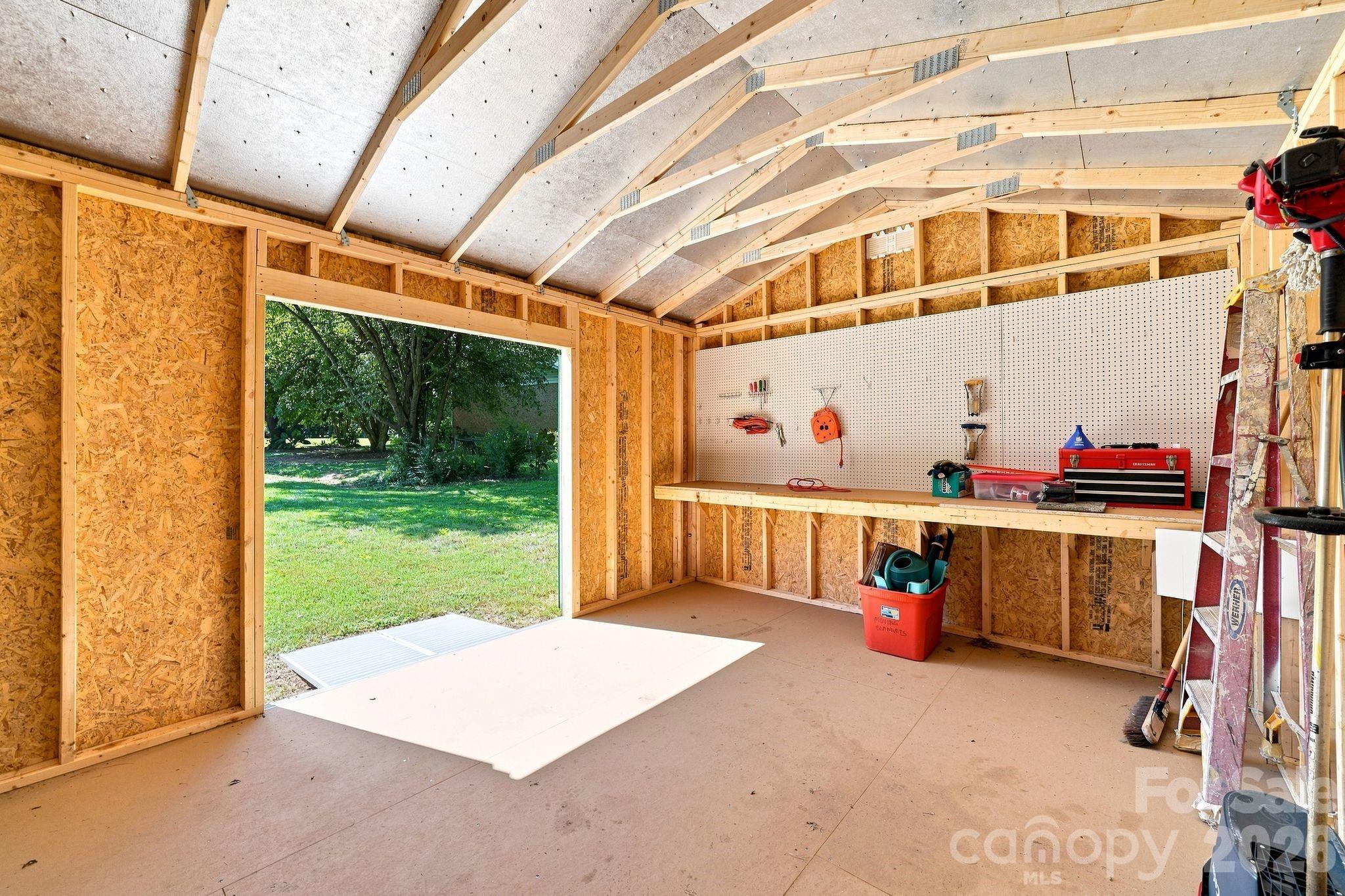 3004 Winston Drive Property Photo 24