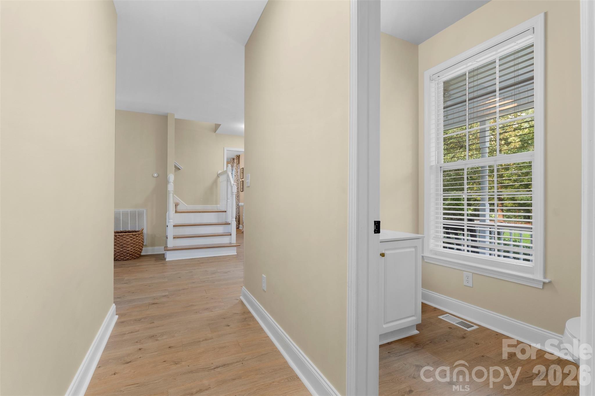 7233 Ridge Road Property Photo 17