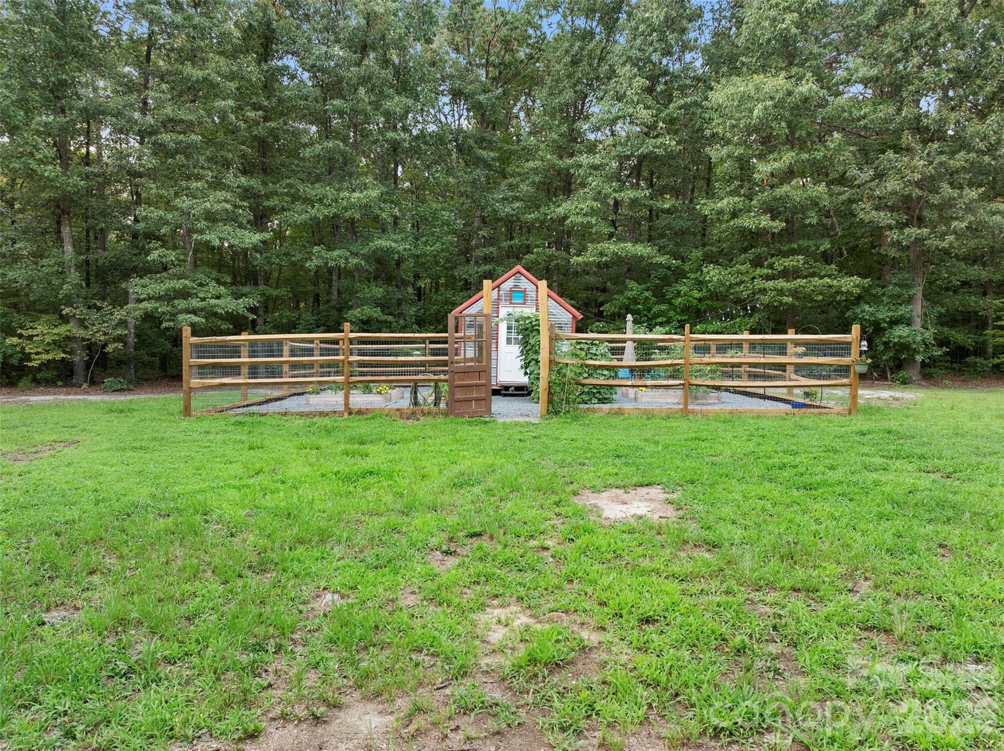 7233 Ridge Road Property Photo 35