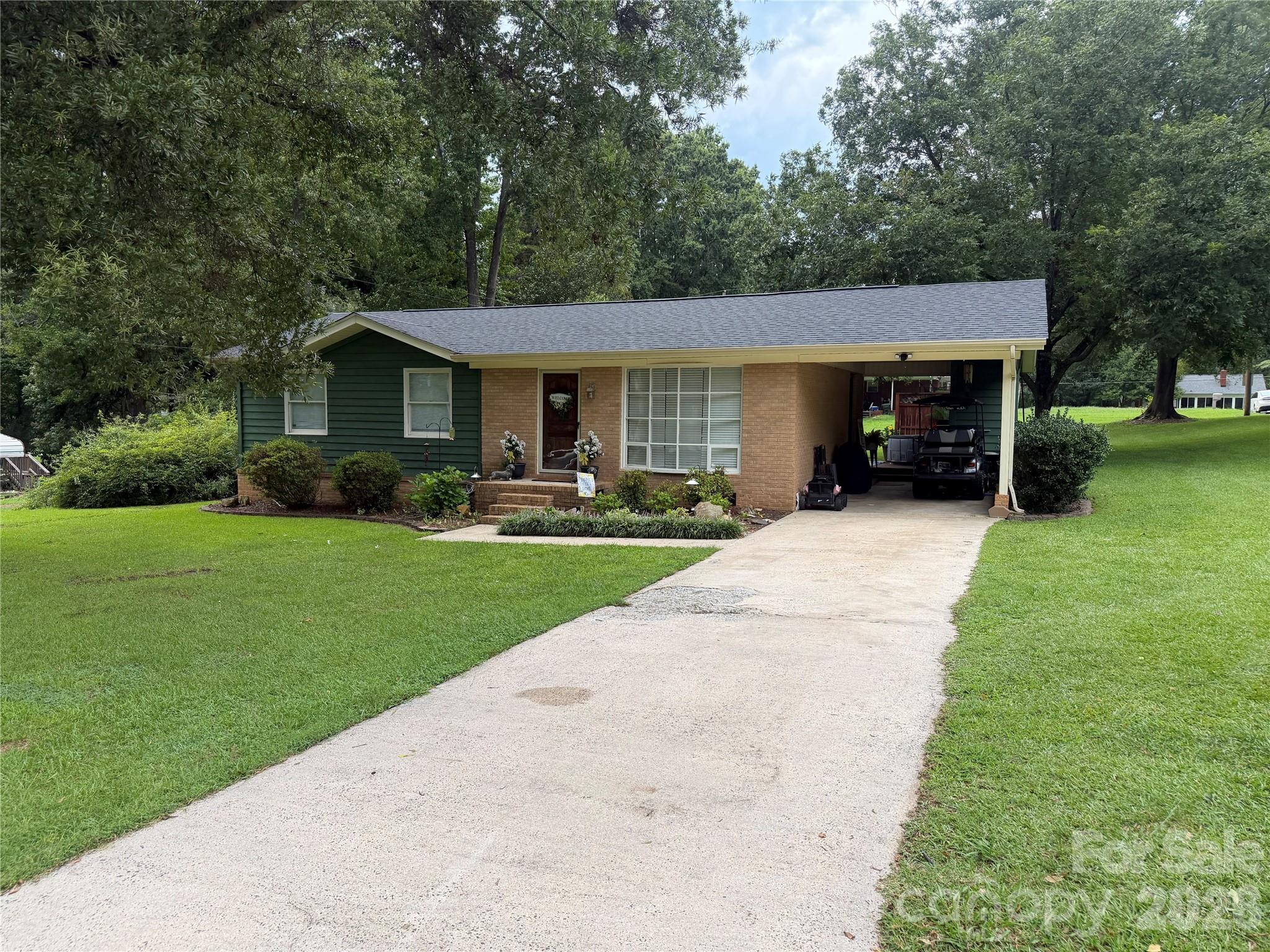 1104 Hillcrest Drive L 34 Property Photo 23
