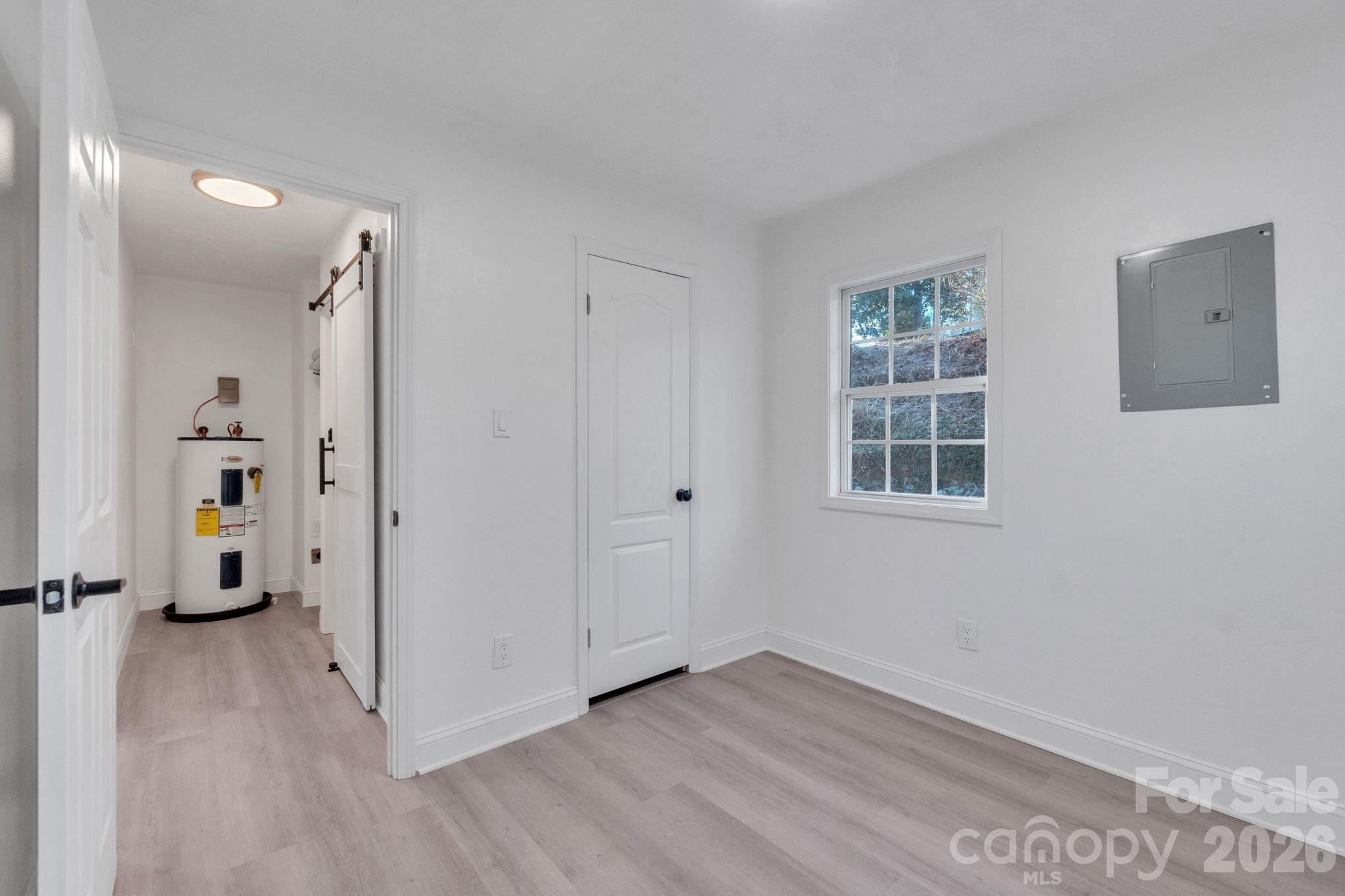 49 E Livingston Street Property Photo 13