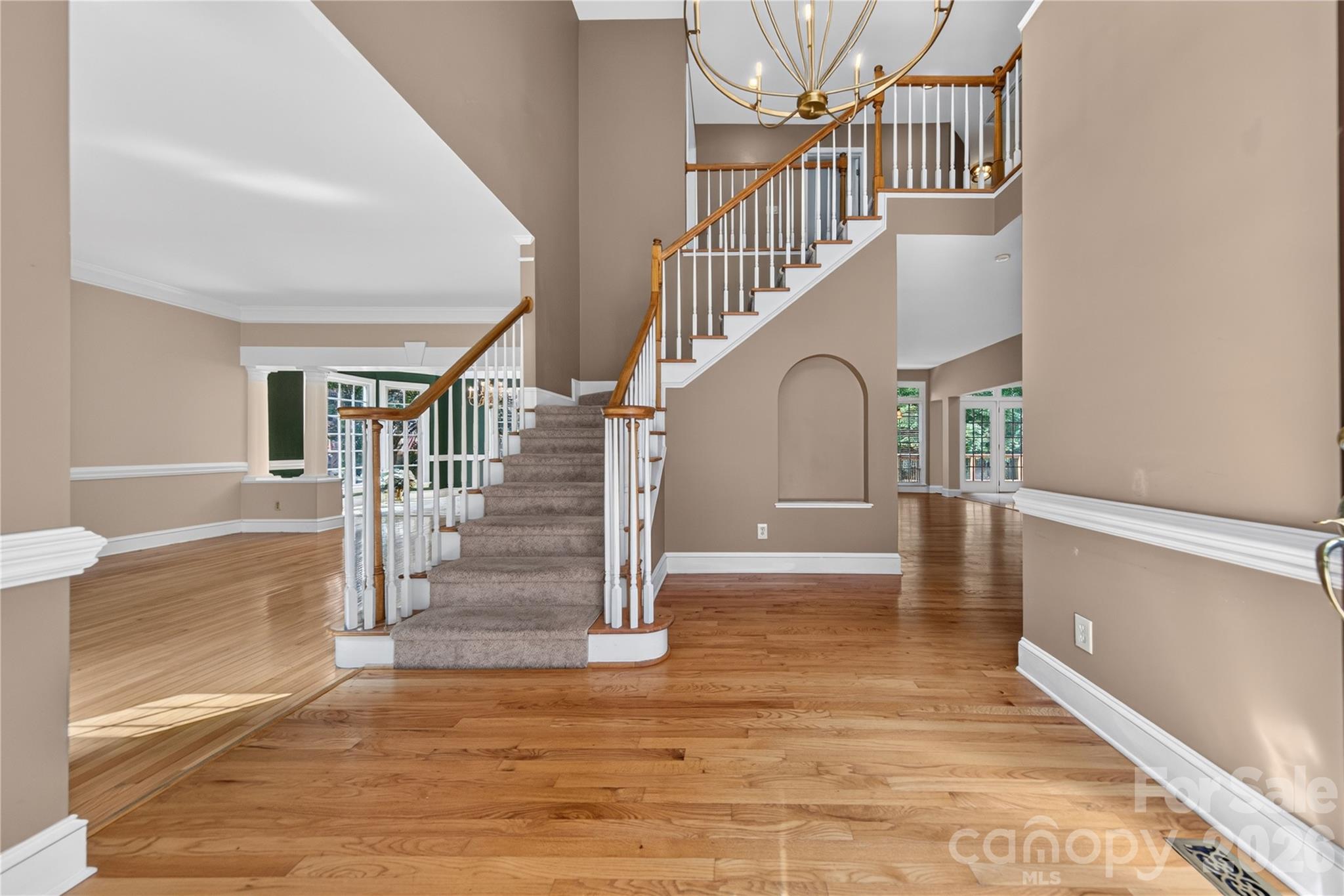 10552 Providence Arbours Drive Property Photo 3