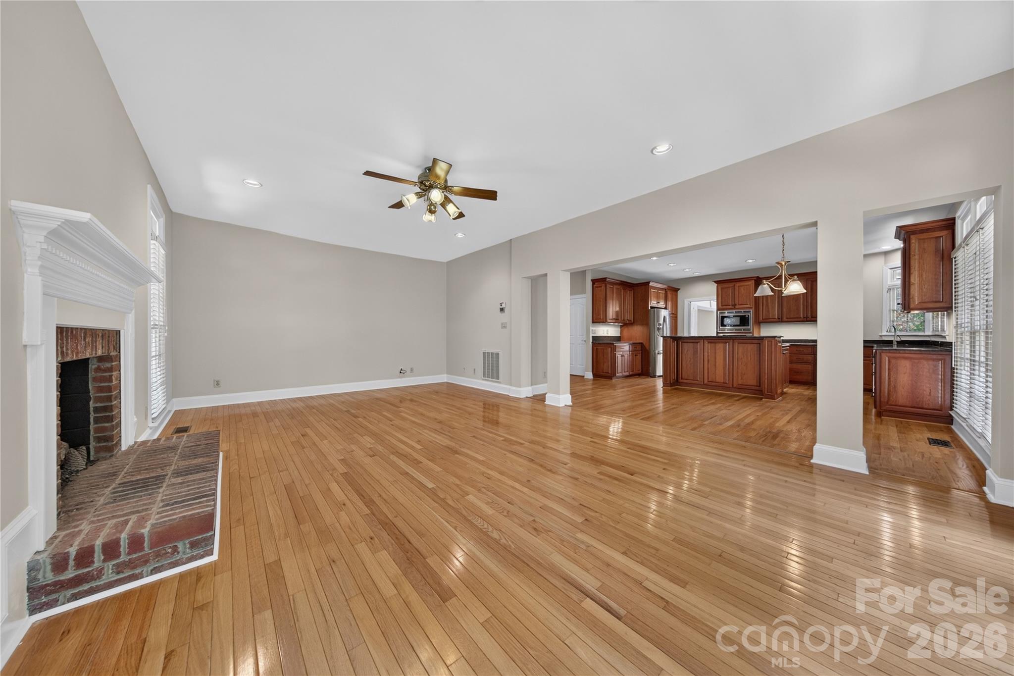 10552 Providence Arbours Drive Property Photo 15