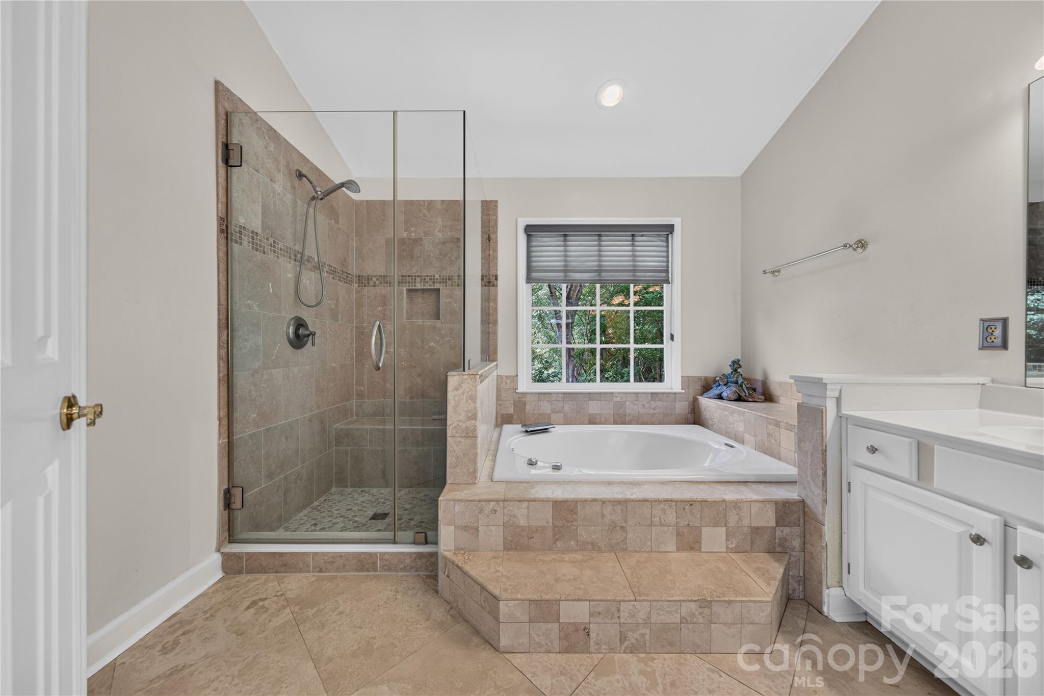 10552 Providence Arbours Drive Property Photo 18
