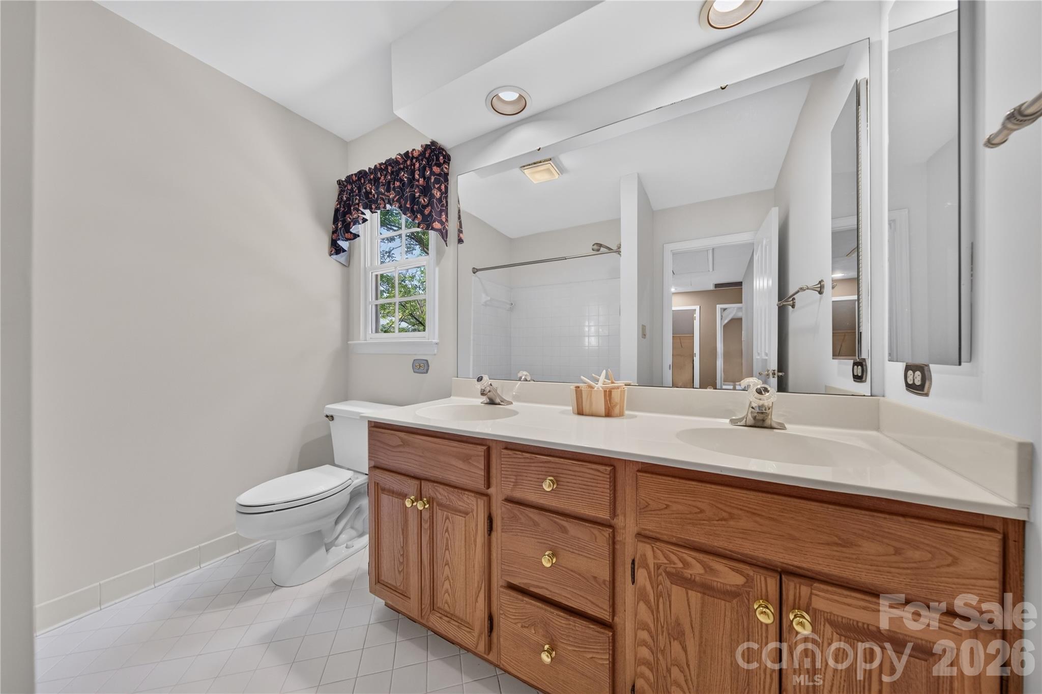 10552 Providence Arbours Drive Property Photo 22