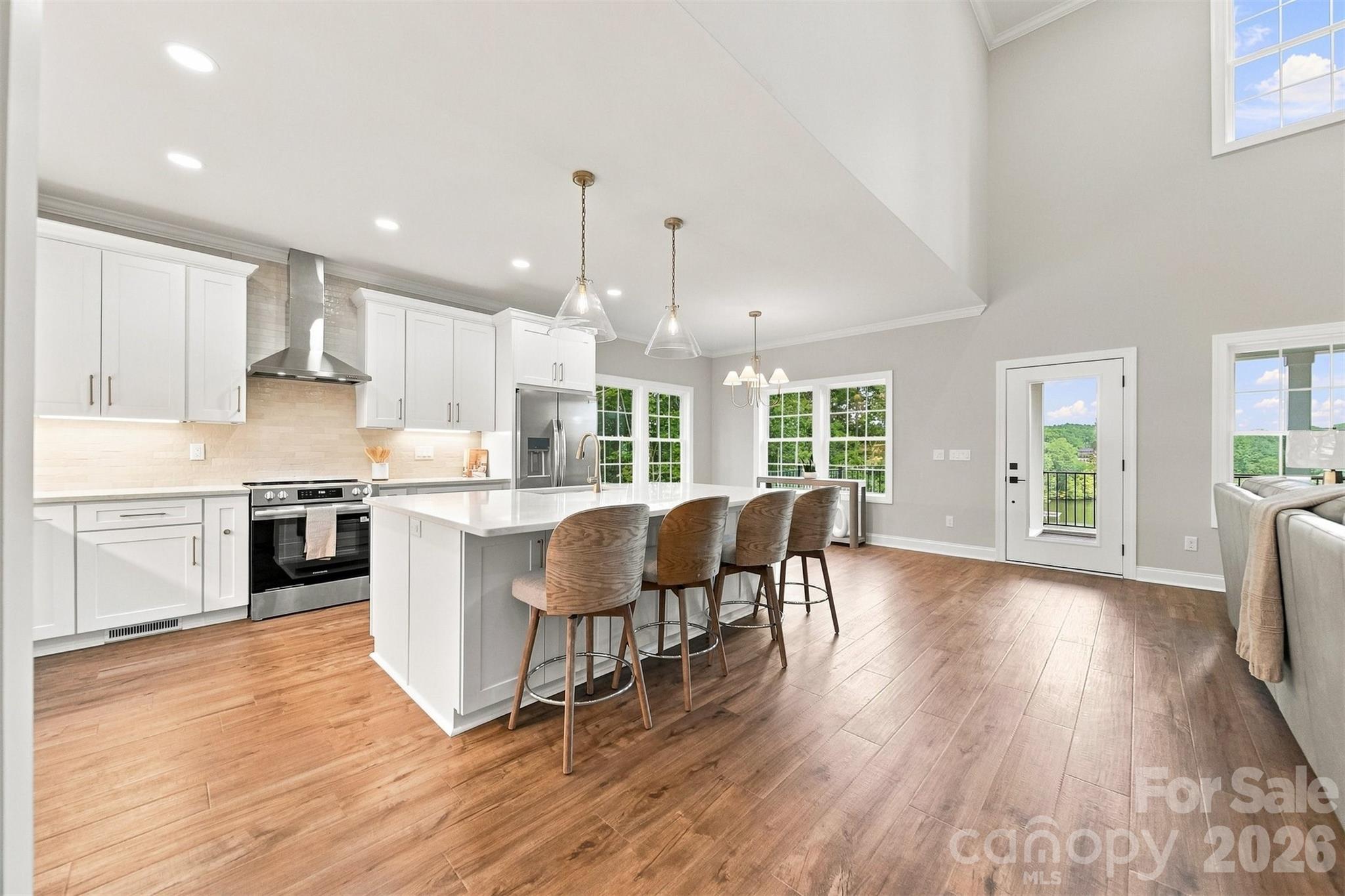 5317 Shoreline Way Property Photo 11