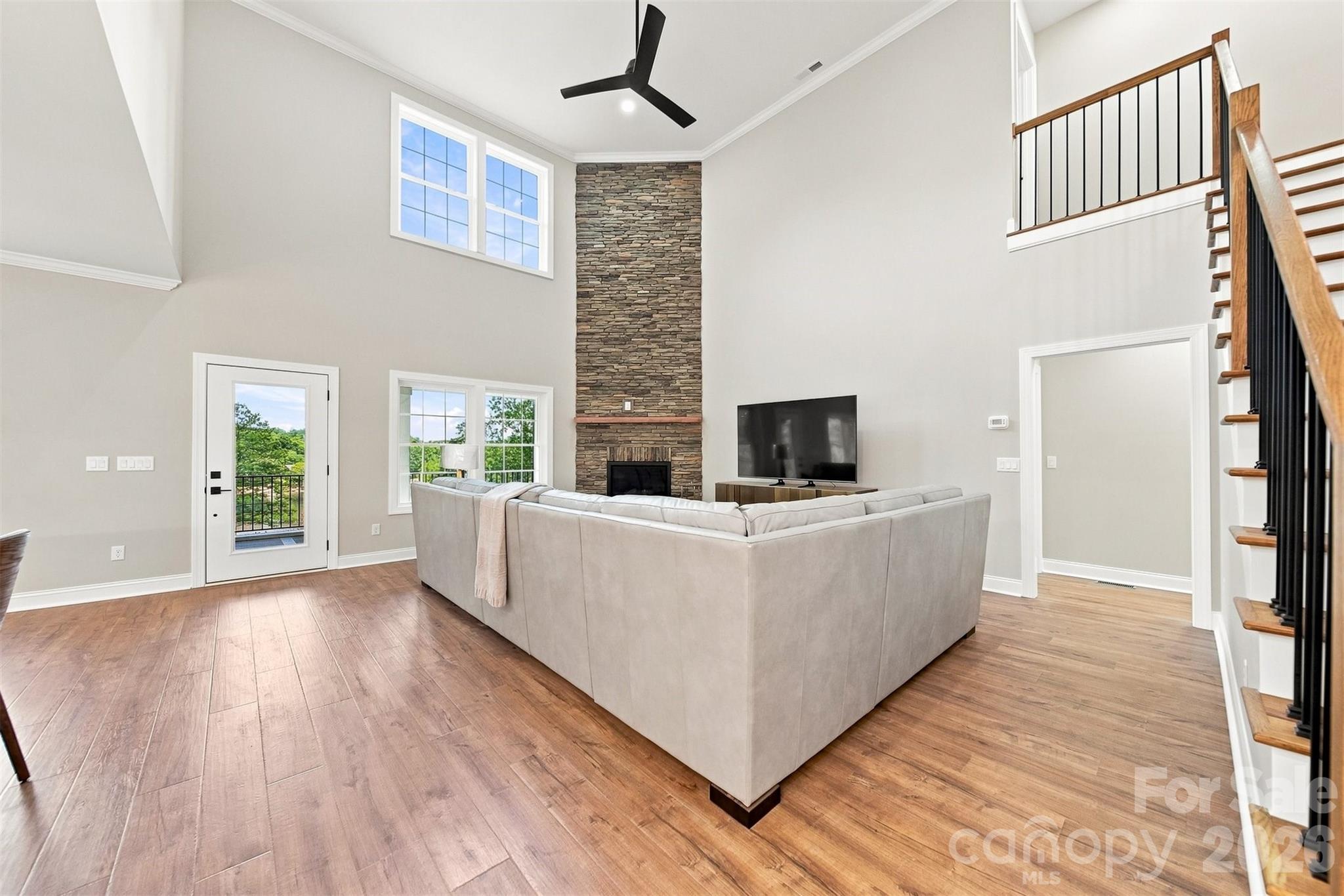 5317 Shoreline Way Property Photo 15