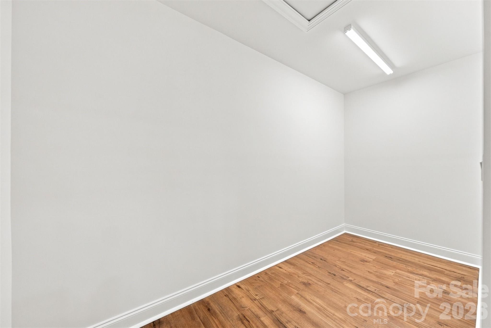 5317 Shoreline Way Property Photo 29