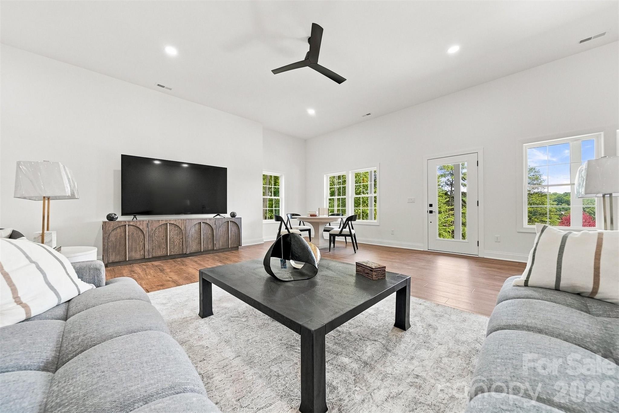 5317 Shoreline Way Property Photo 33