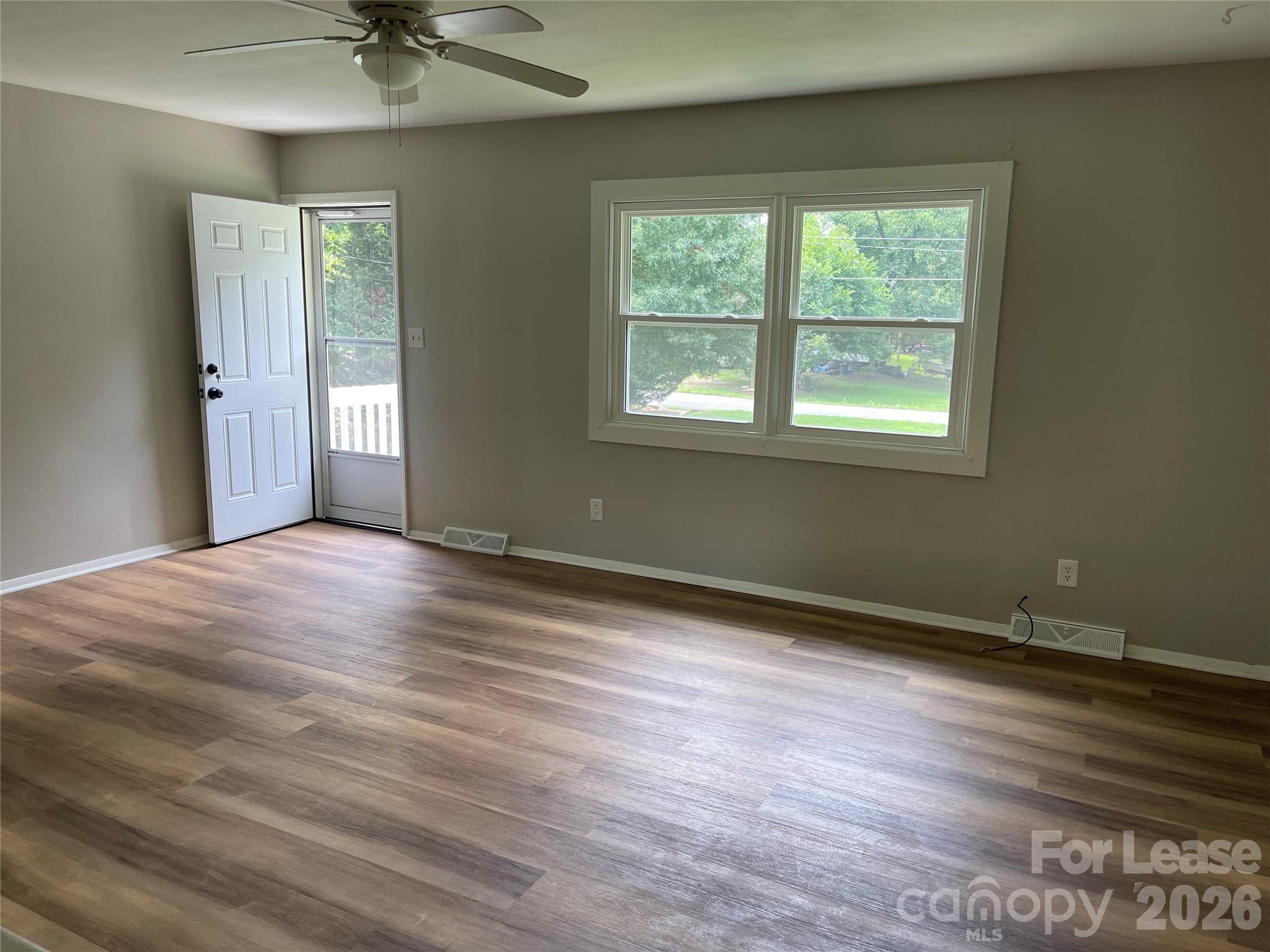 2420 4th Avenue Property Photo 2