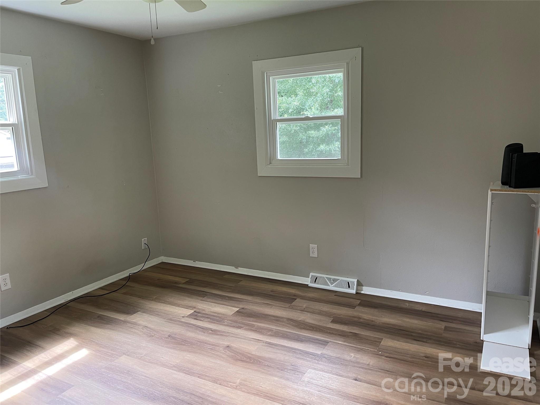 2420 4th Avenue Property Photo 10