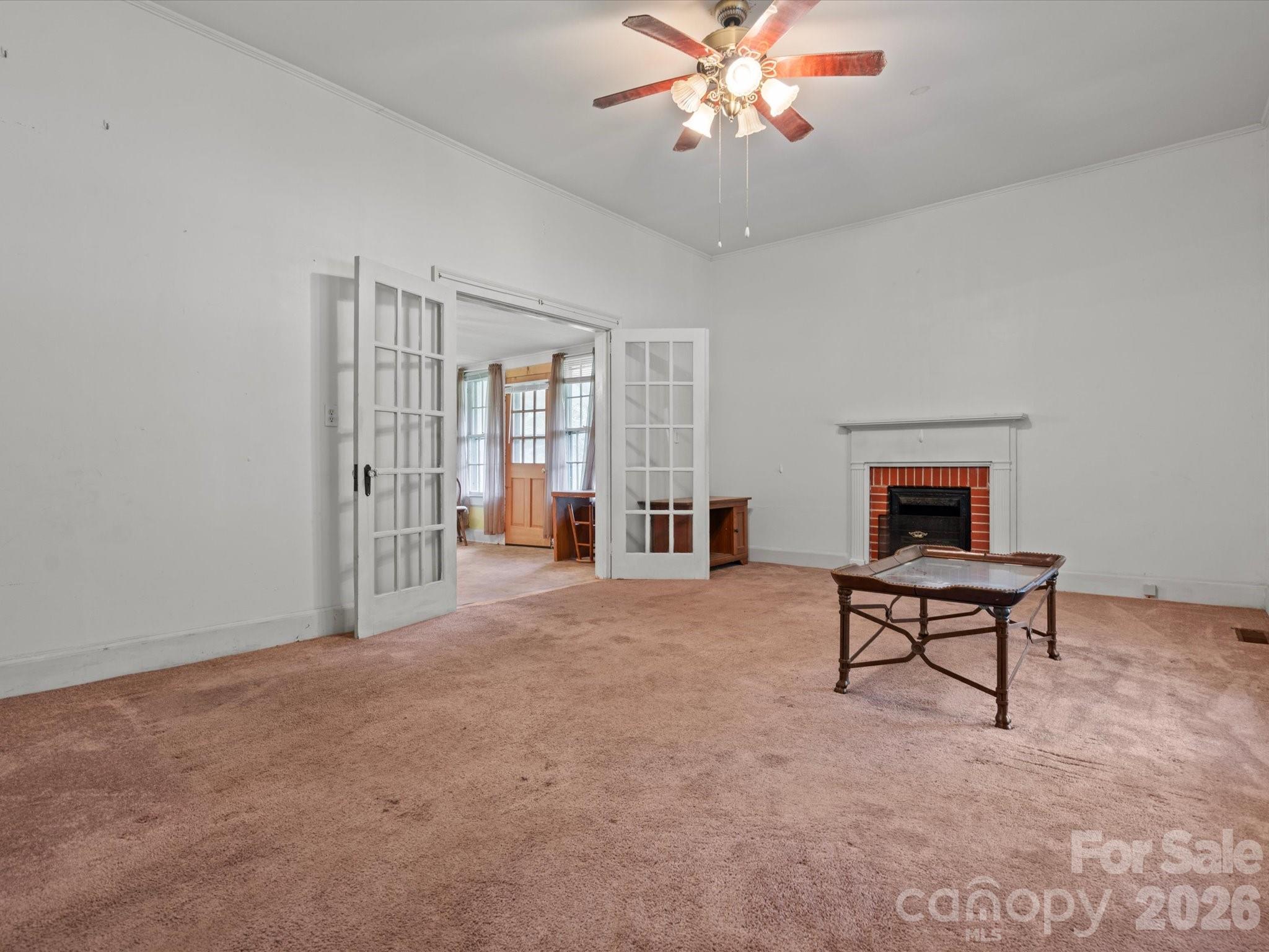 280 W Main Street Property Photo 8