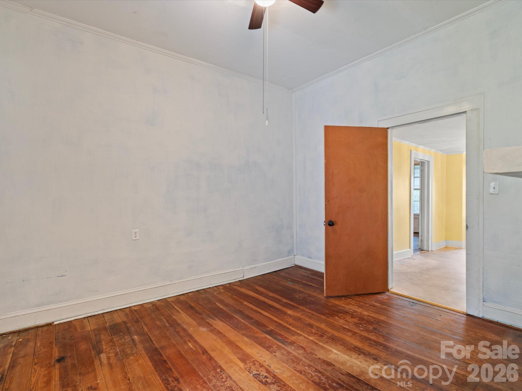 280 W Main Street Property Photo 15