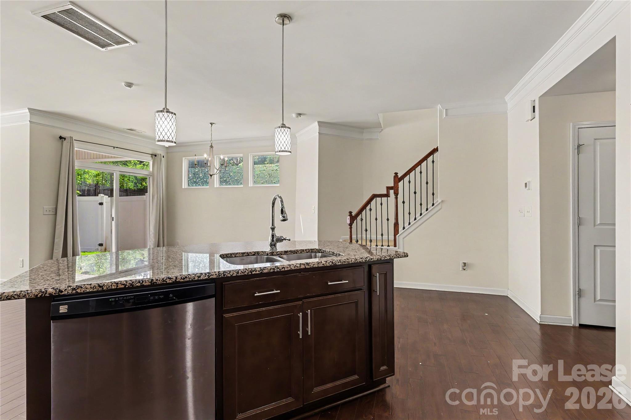 4412533 Property Photo 11