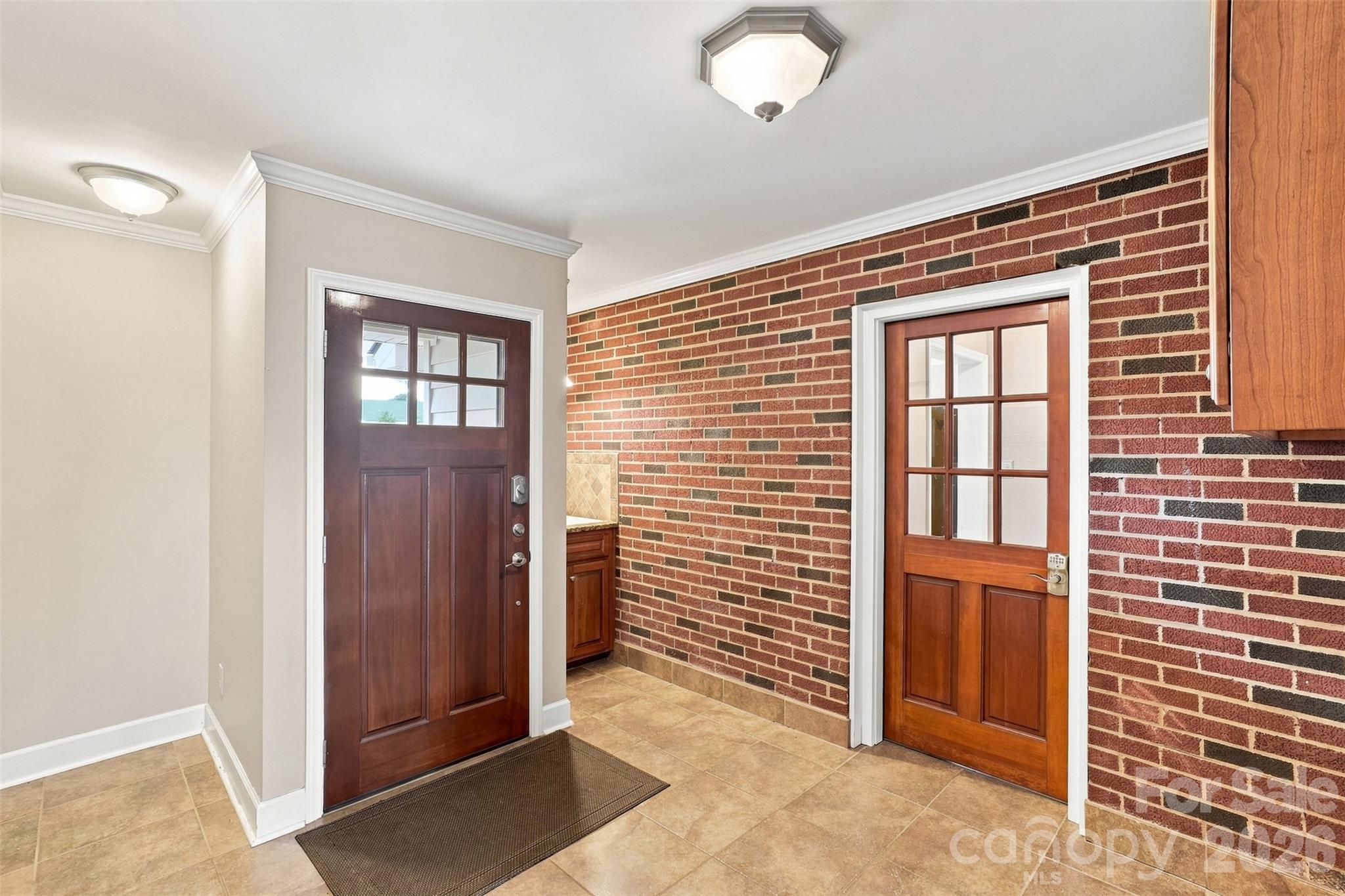 7800 Browne Road Property Photo 4