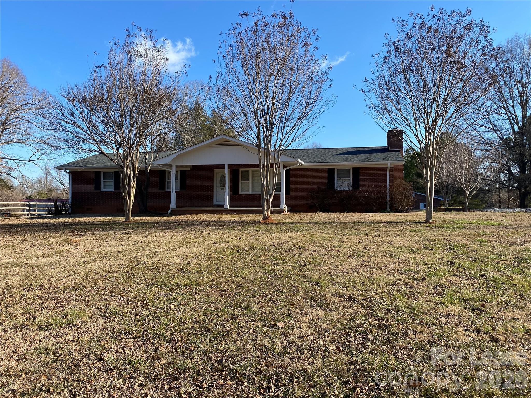 203 Ratchford Farm Road Property Photo 1