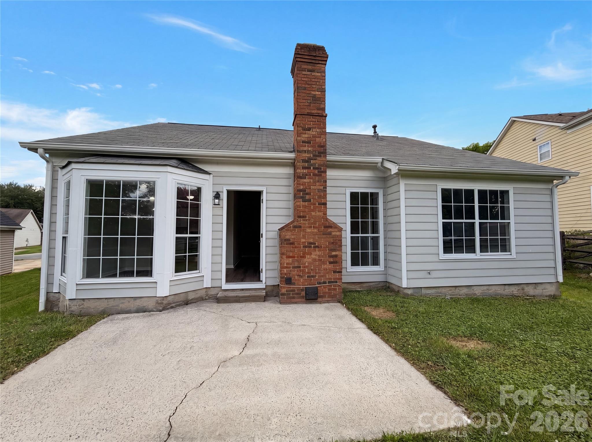 1633 Gordon Walters Drive Property Photo 19