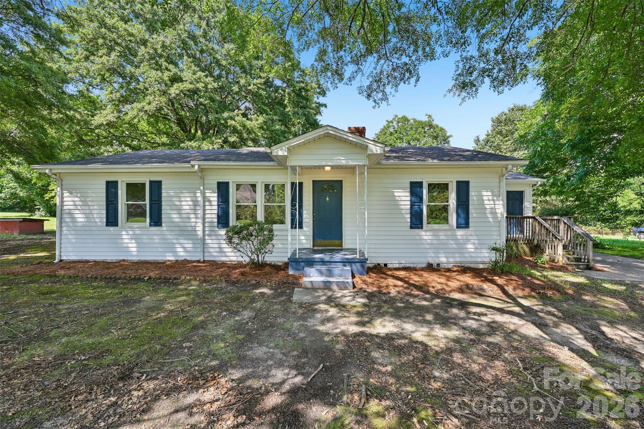 1001 Allison Drive Property Photo 1