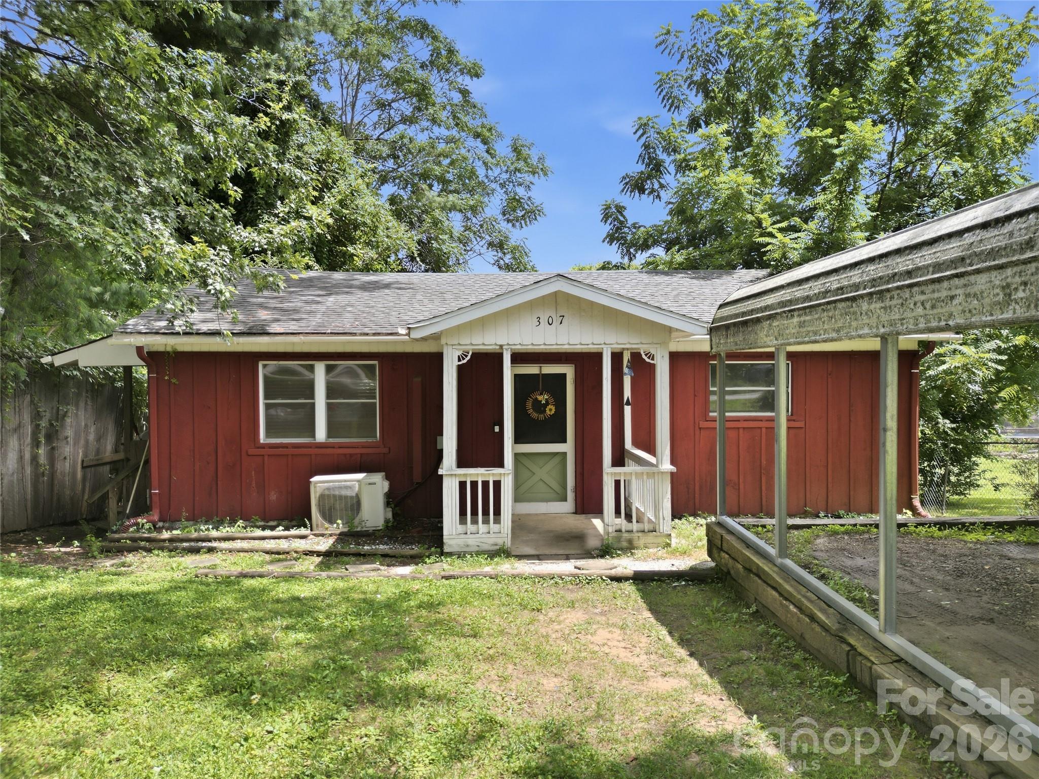 307 Beverly Avenue Property Photo 1