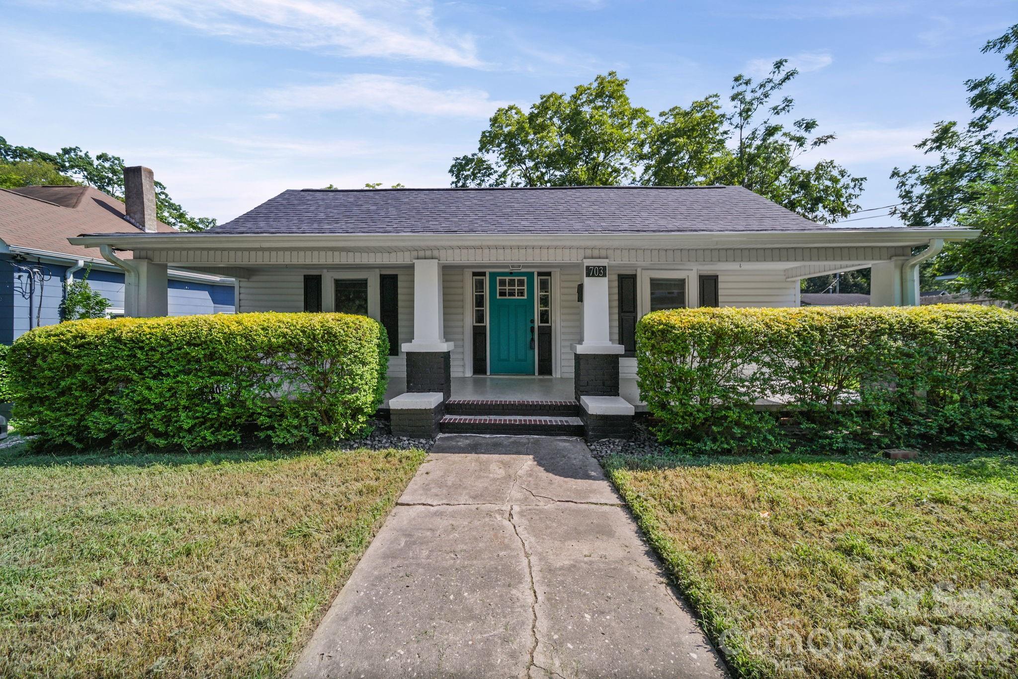 703 W Windsor Street Property Photo