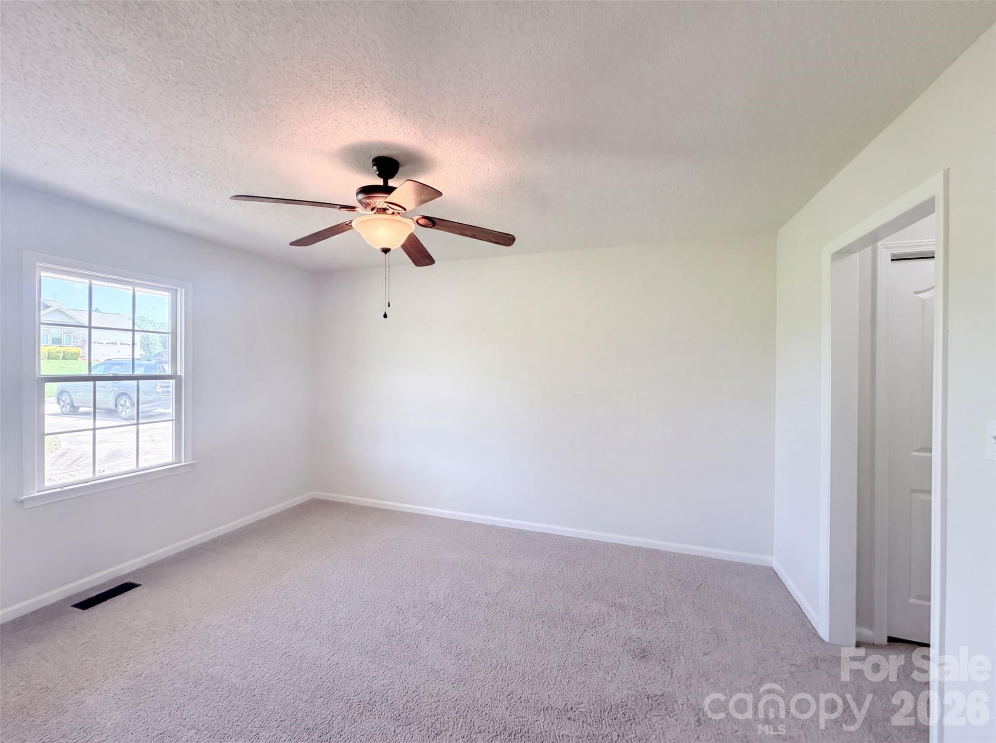 2243 Mintew Circle Property Photo 7