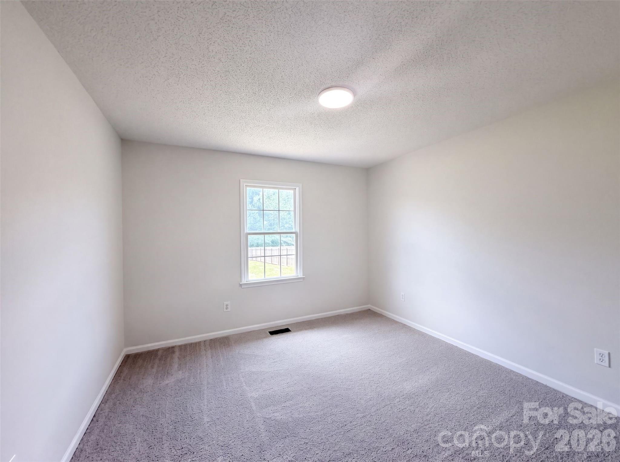 2243 Mintew Circle Property Photo 8