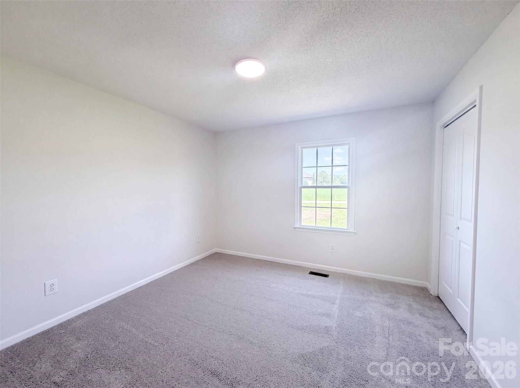 2243 Mintew Circle Property Photo 9