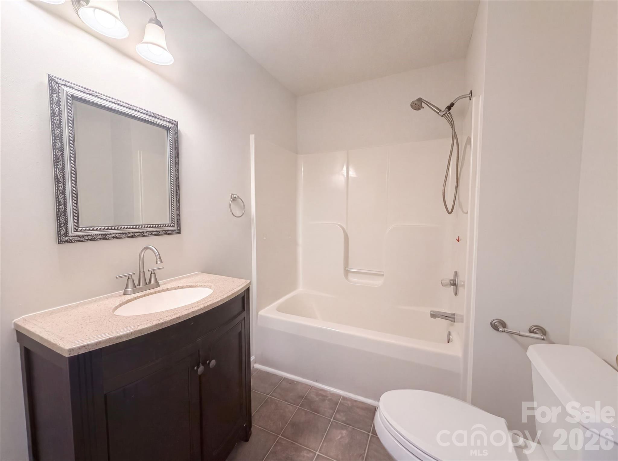 2243 Mintew Circle Property Photo 11